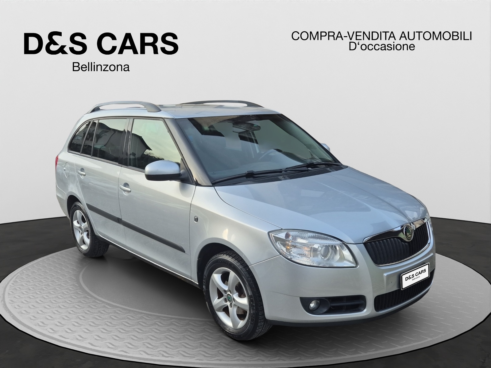 SKODA Fabia 1.6 Elegance-image-6
