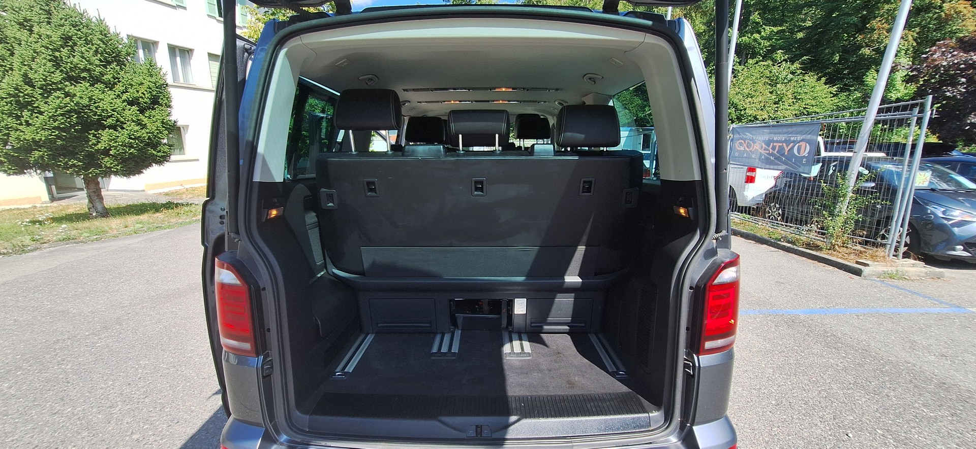 VW T6 Multivan 2.0 Bi-TDI Panamericana 4Motion DSG-image-9