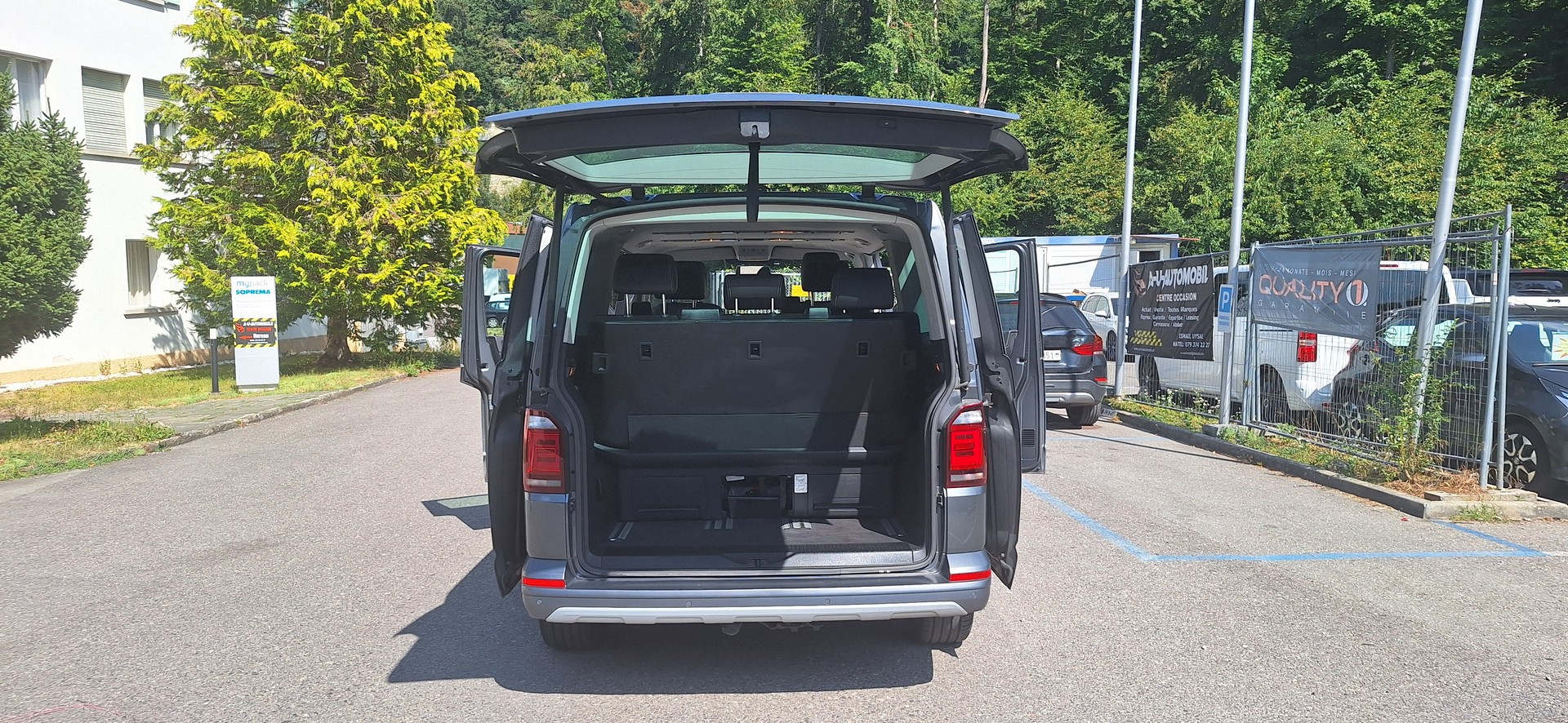 VW T6 Multivan 2.0 Bi-TDI Panamericana 4Motion DSG-image-16