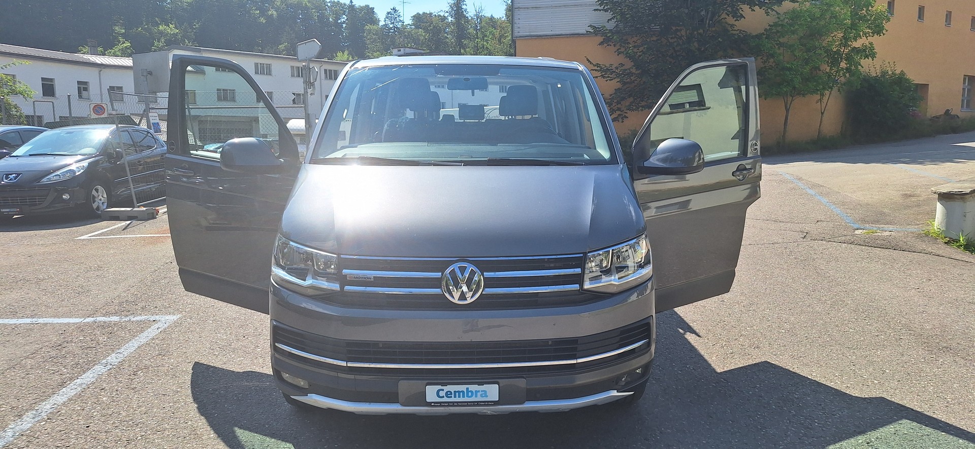 VW T6 Multivan 2.0 Bi-TDI Panamericana 4Motion DSG-image-12