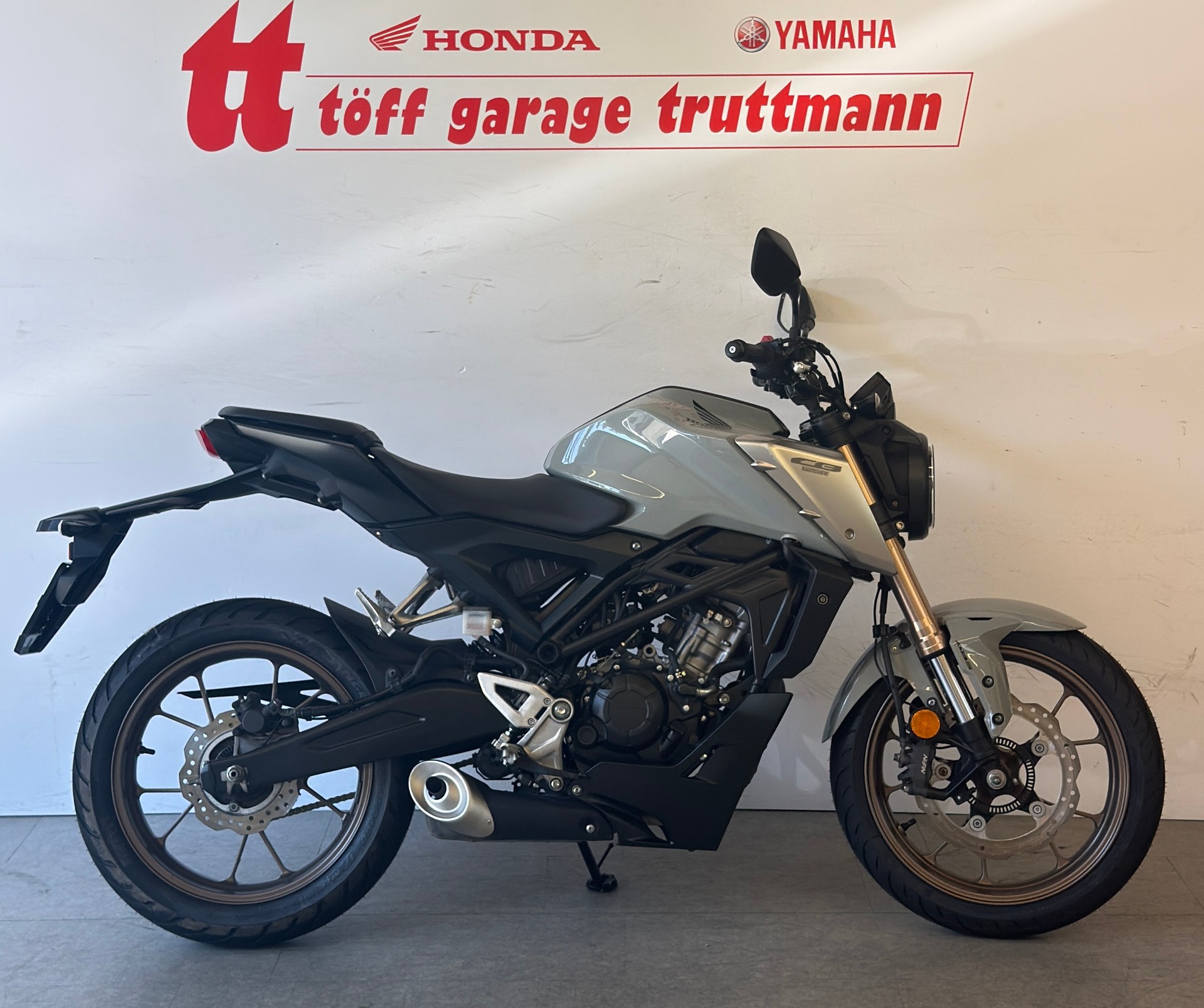 HONDA CB 125 R