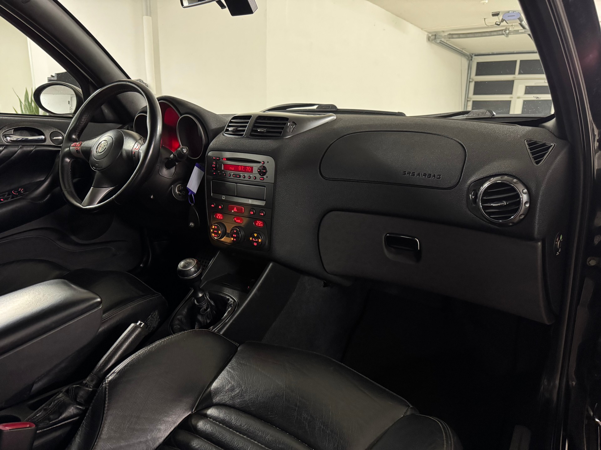 ALFA ROMEO 147 3.2 GTA CH-Fahrzeug-image-13