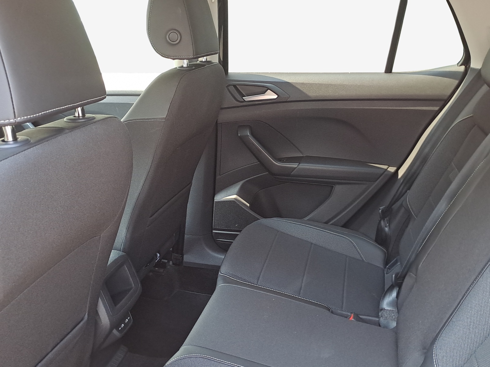 VW T-Cross 1.0 TSI Style DSG-image-11