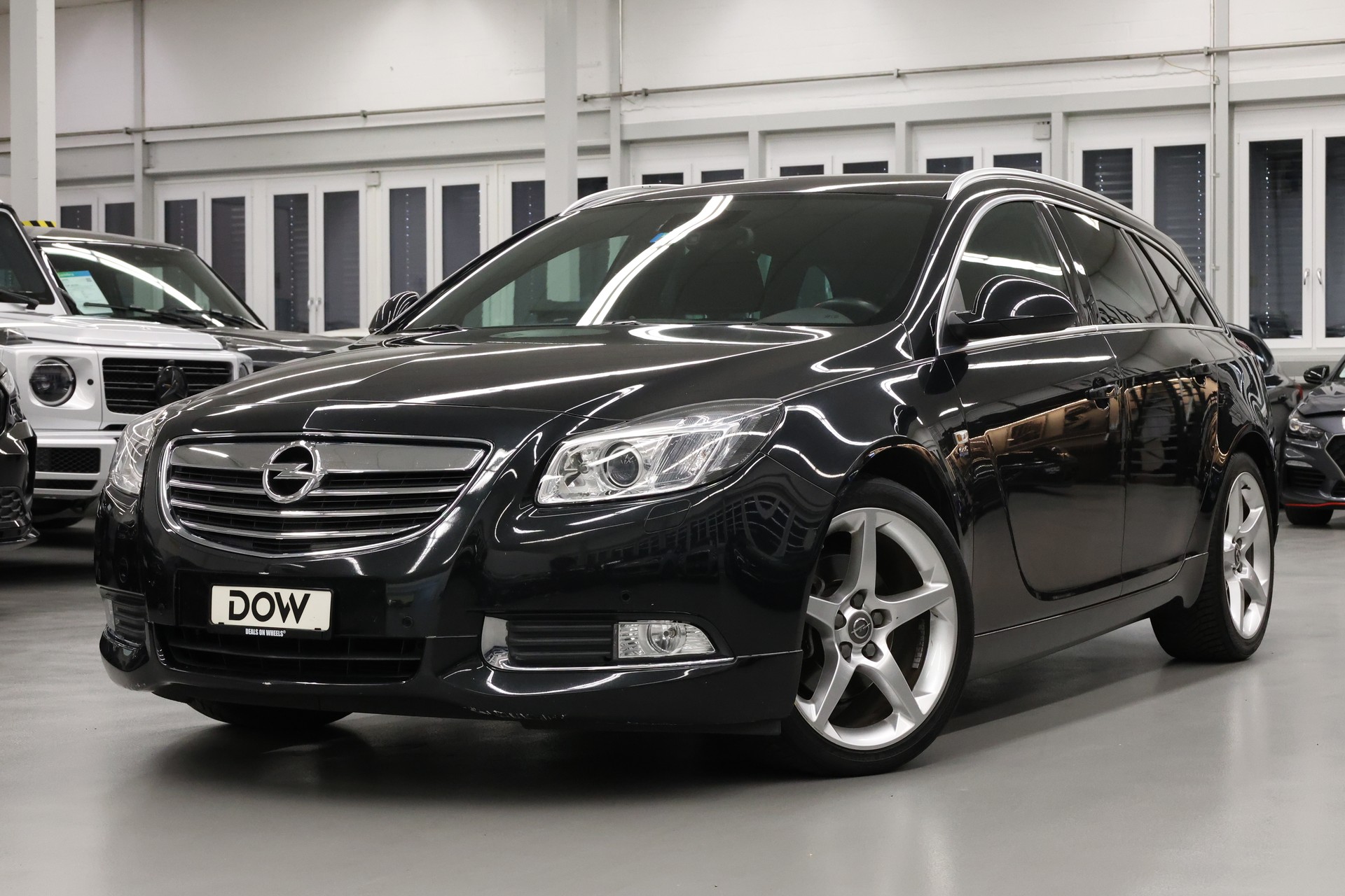 OPEL Insignia Sports Tourer 2.0 T Sport-image-0