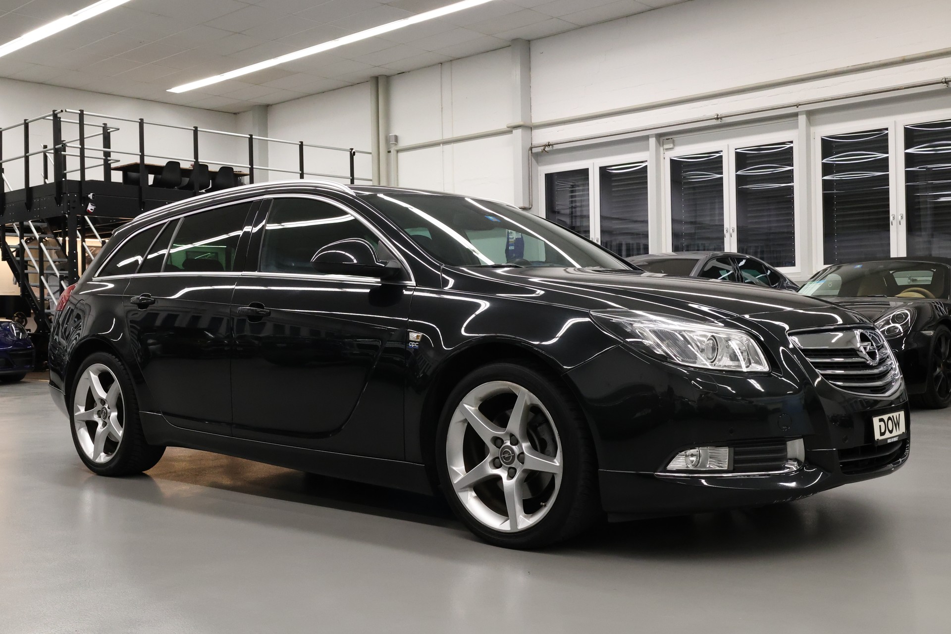 OPEL Insignia Sports Tourer 2.0 T Sport-image-1