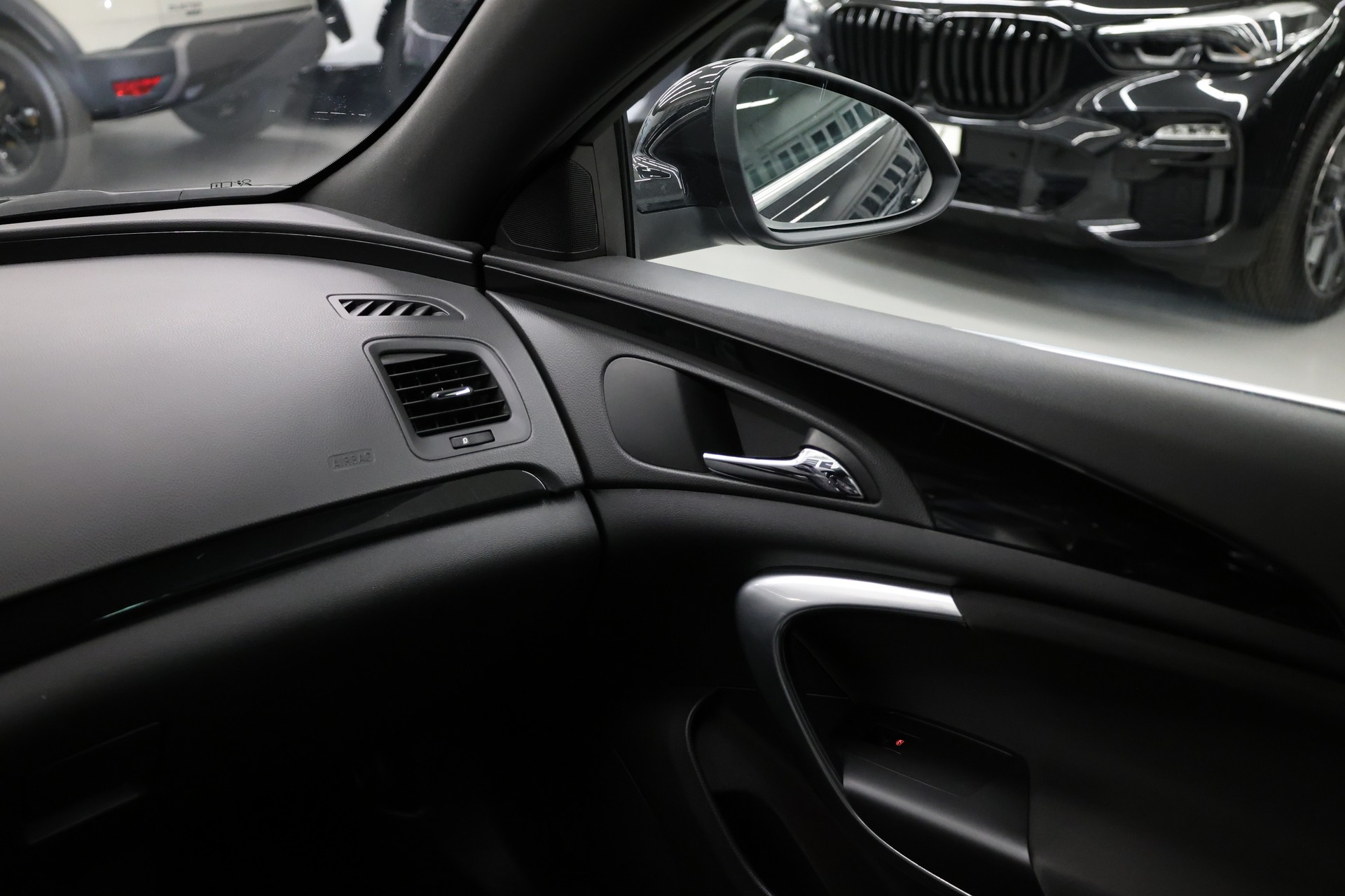 OPEL Insignia Sports Tourer 2.0 T Sport-image-20