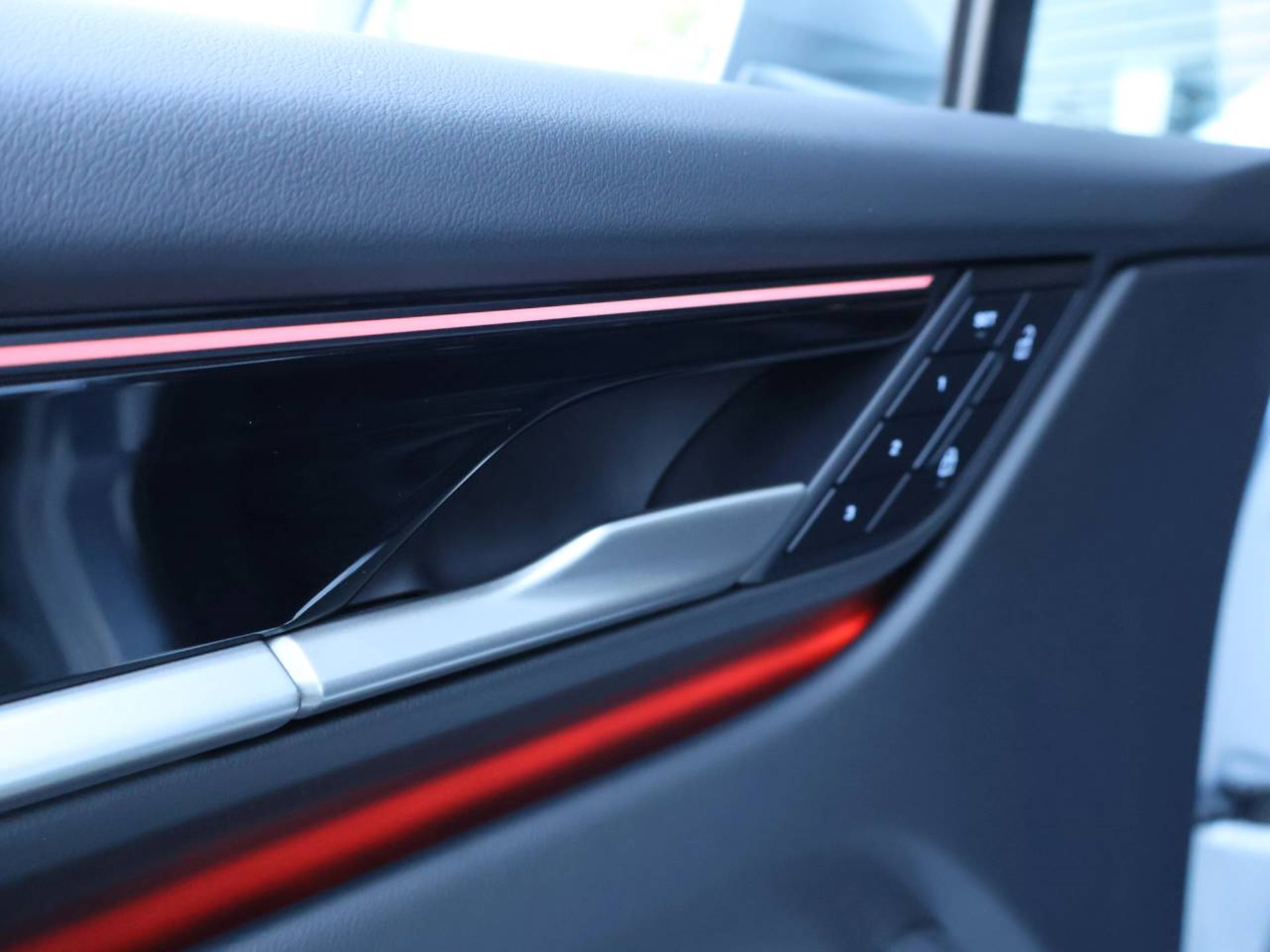 PORSCHE Macan 4S-image-27