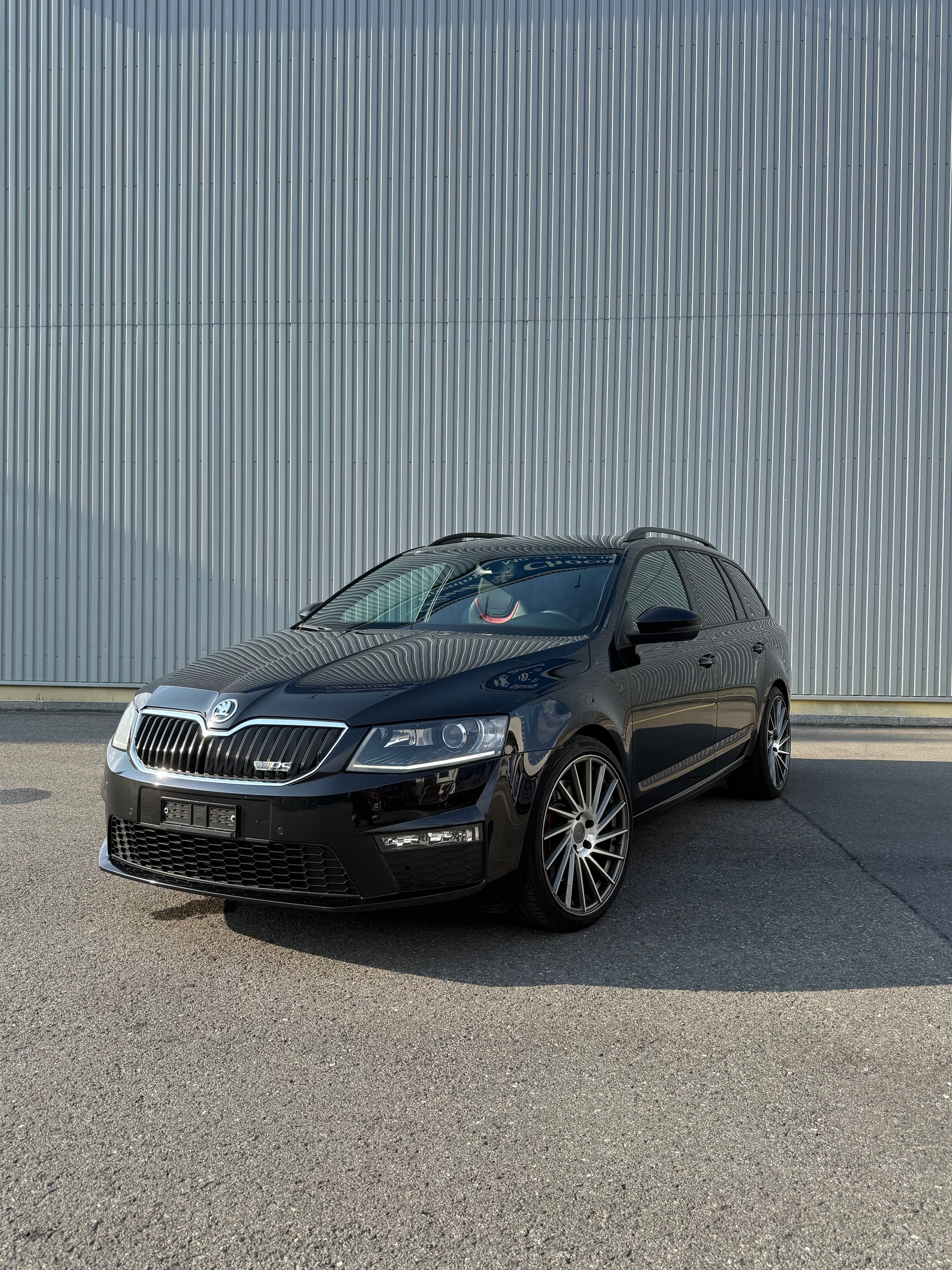 SKODA 2.0 TSI RS-image-0