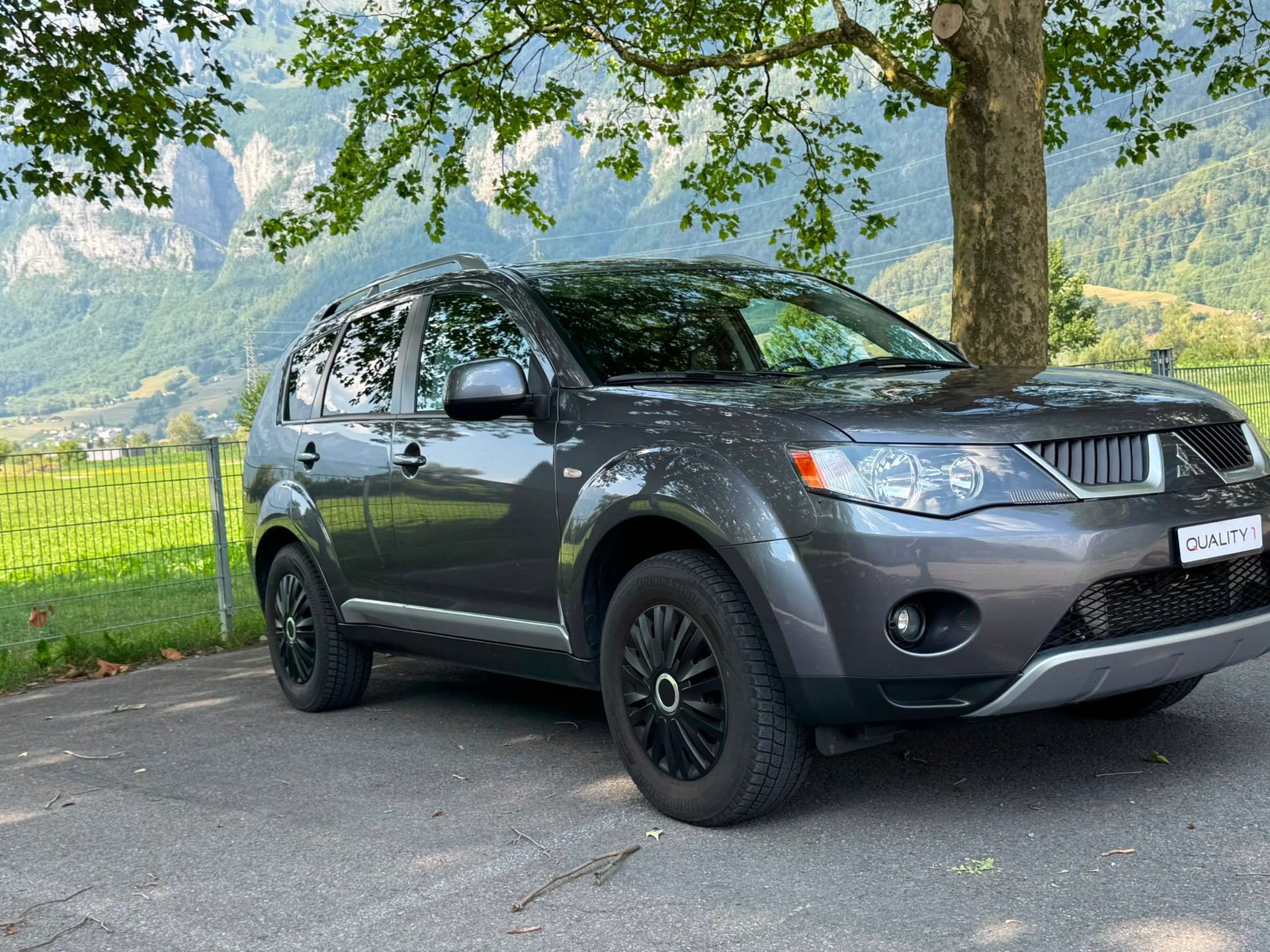 MITSUBISHI Outlander 2.0 DID Invite 4WD-image-2