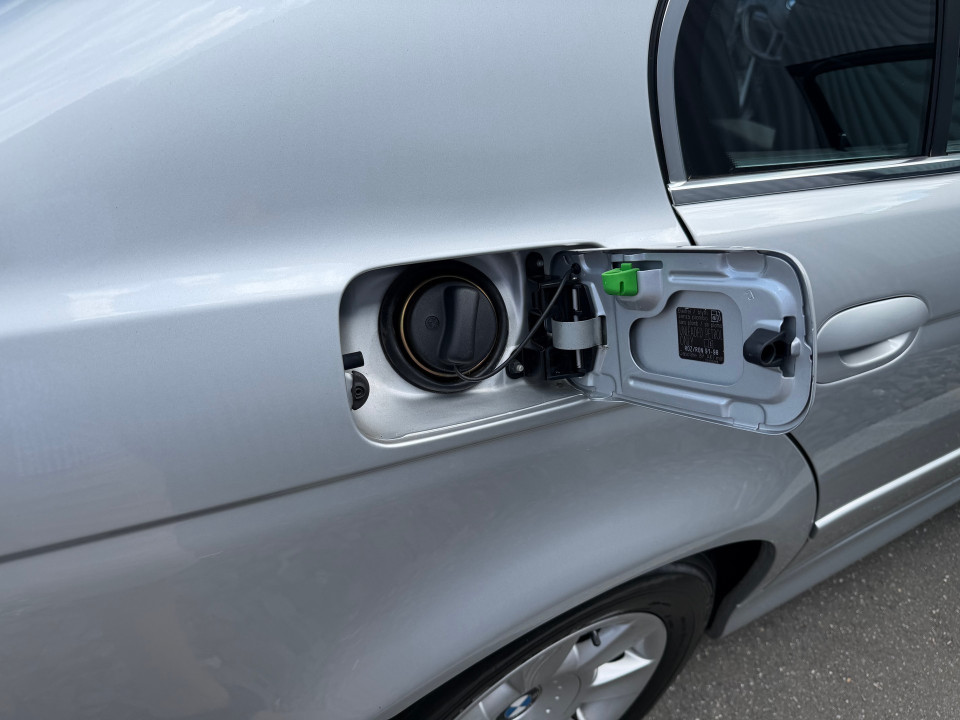 BMW 520i-image-24