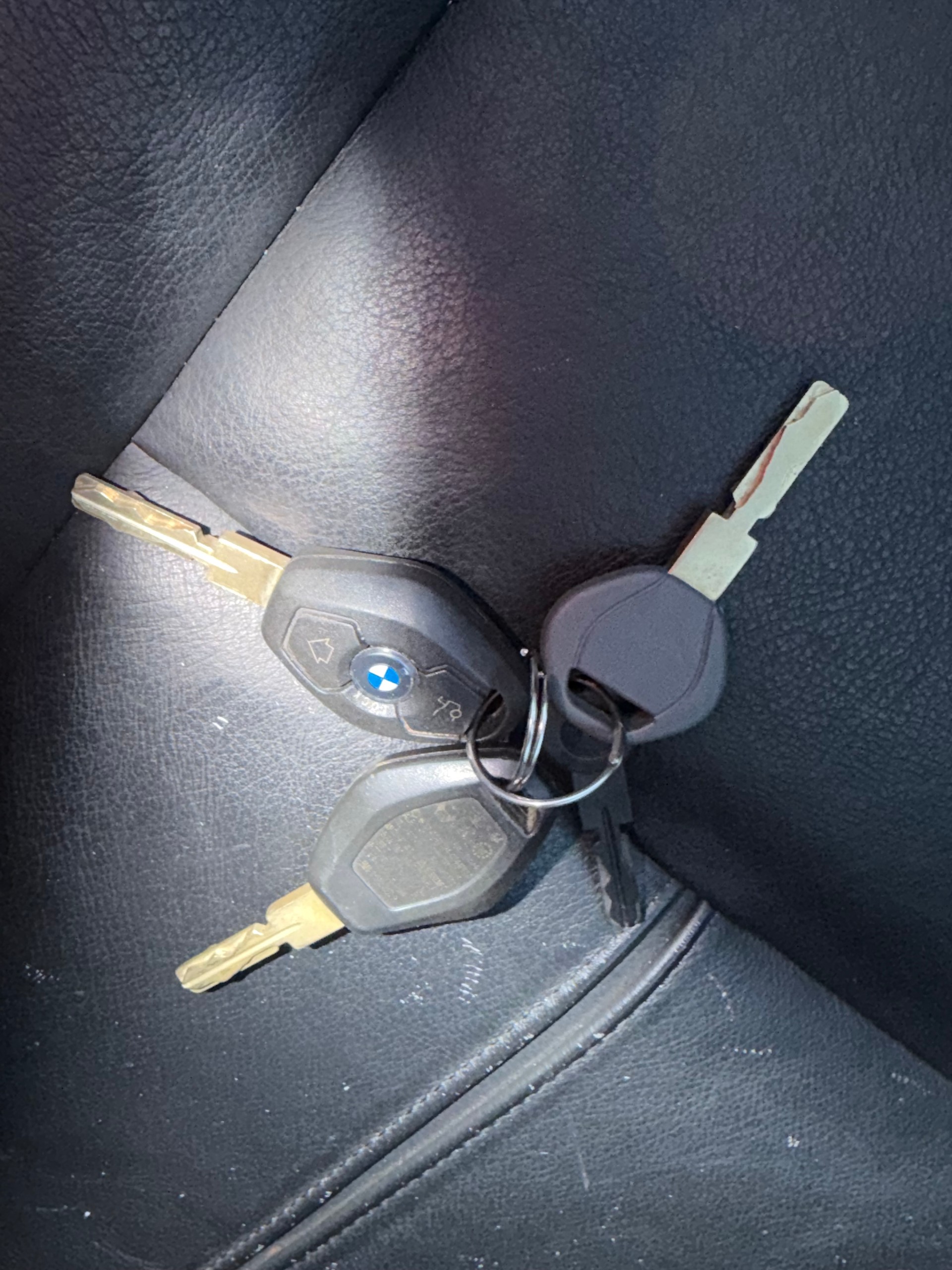 BMW 520i-image-24