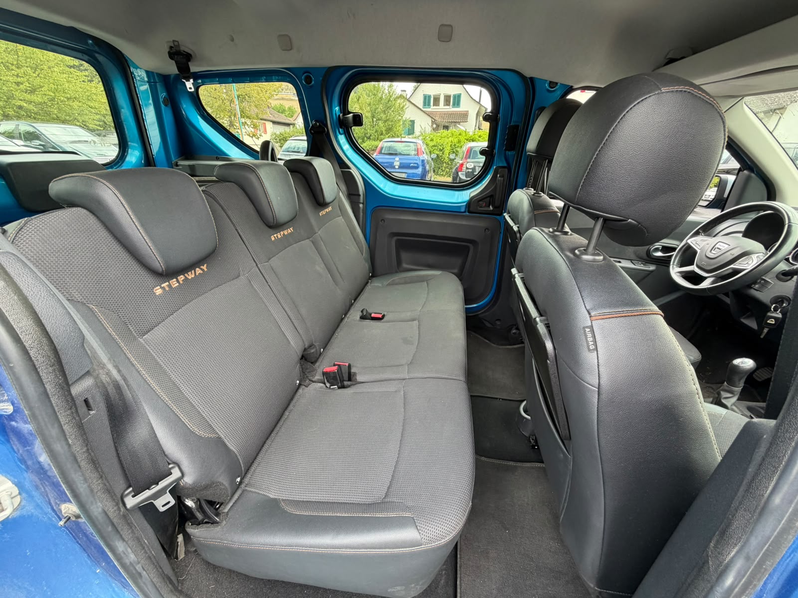 DACIA Dokker 1.2 T Stepway-image-14
