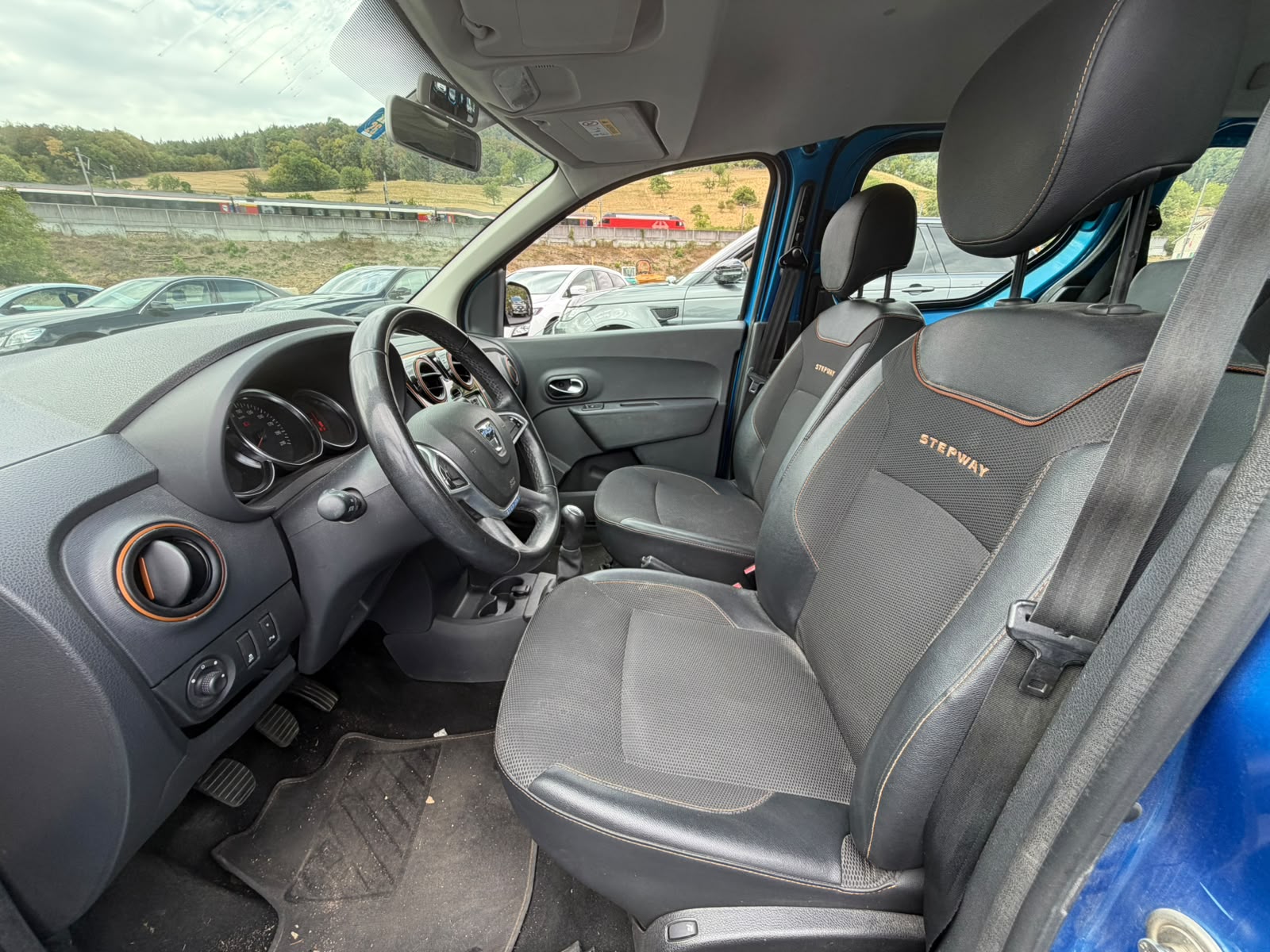 DACIA Dokker 1.2 T Stepway-image-10