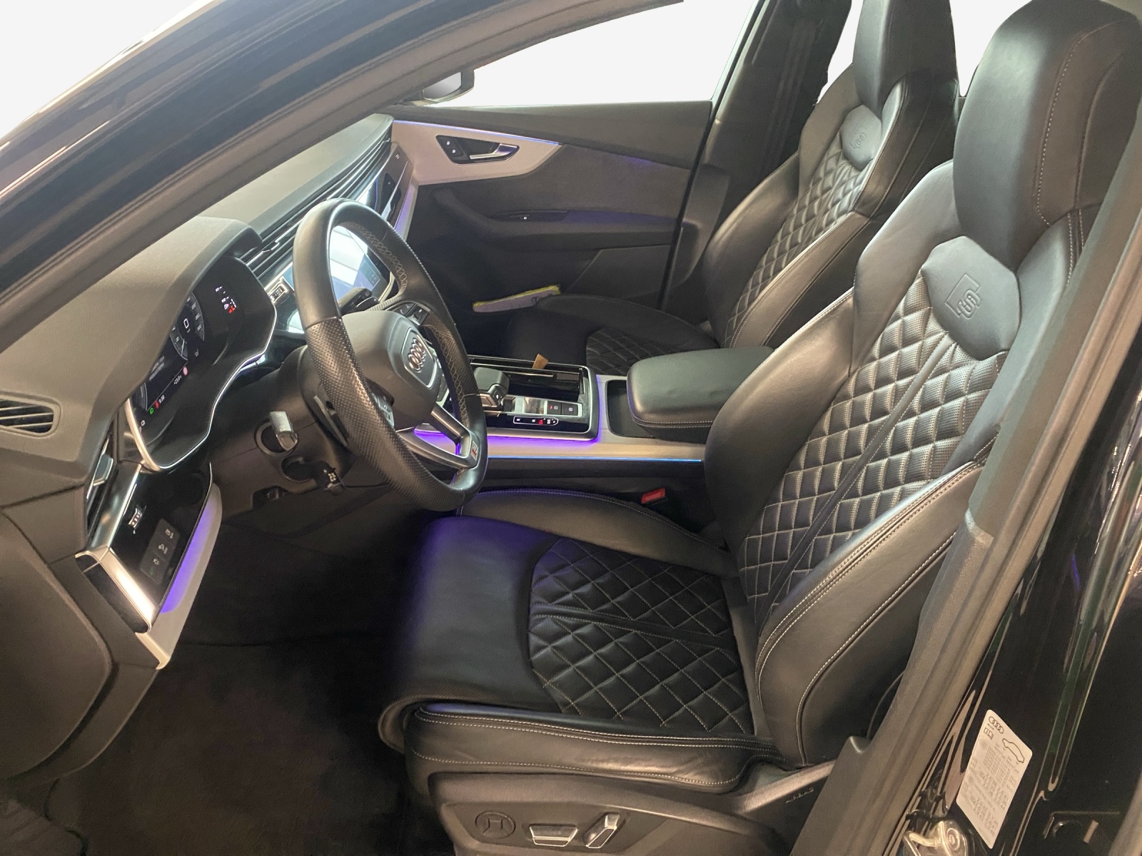 AUDI Q7 55 TFSI e quattro PHEV S line tiptronic-image-8