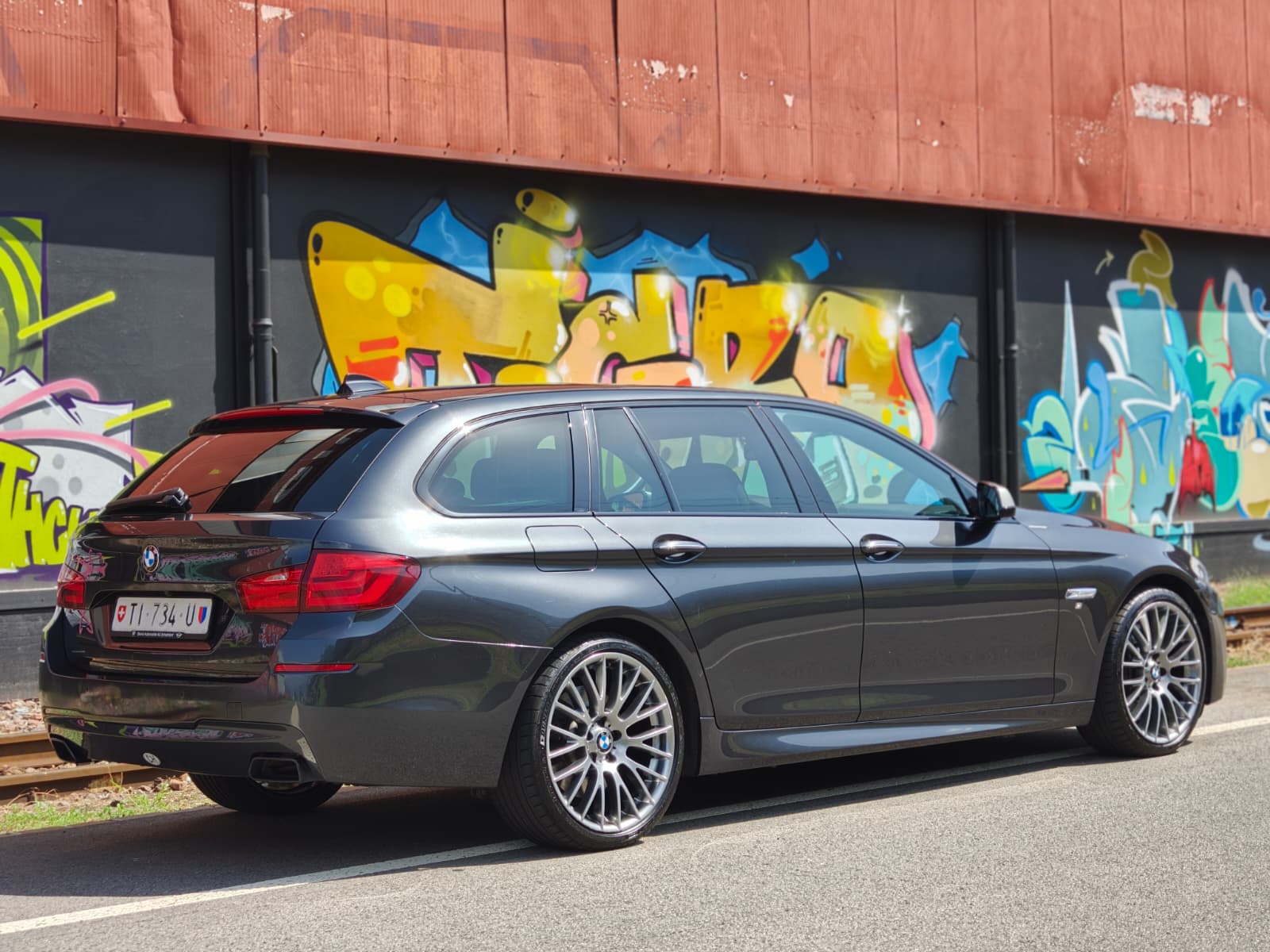 BMW M550d xDrive Touring Steptronic-image-5