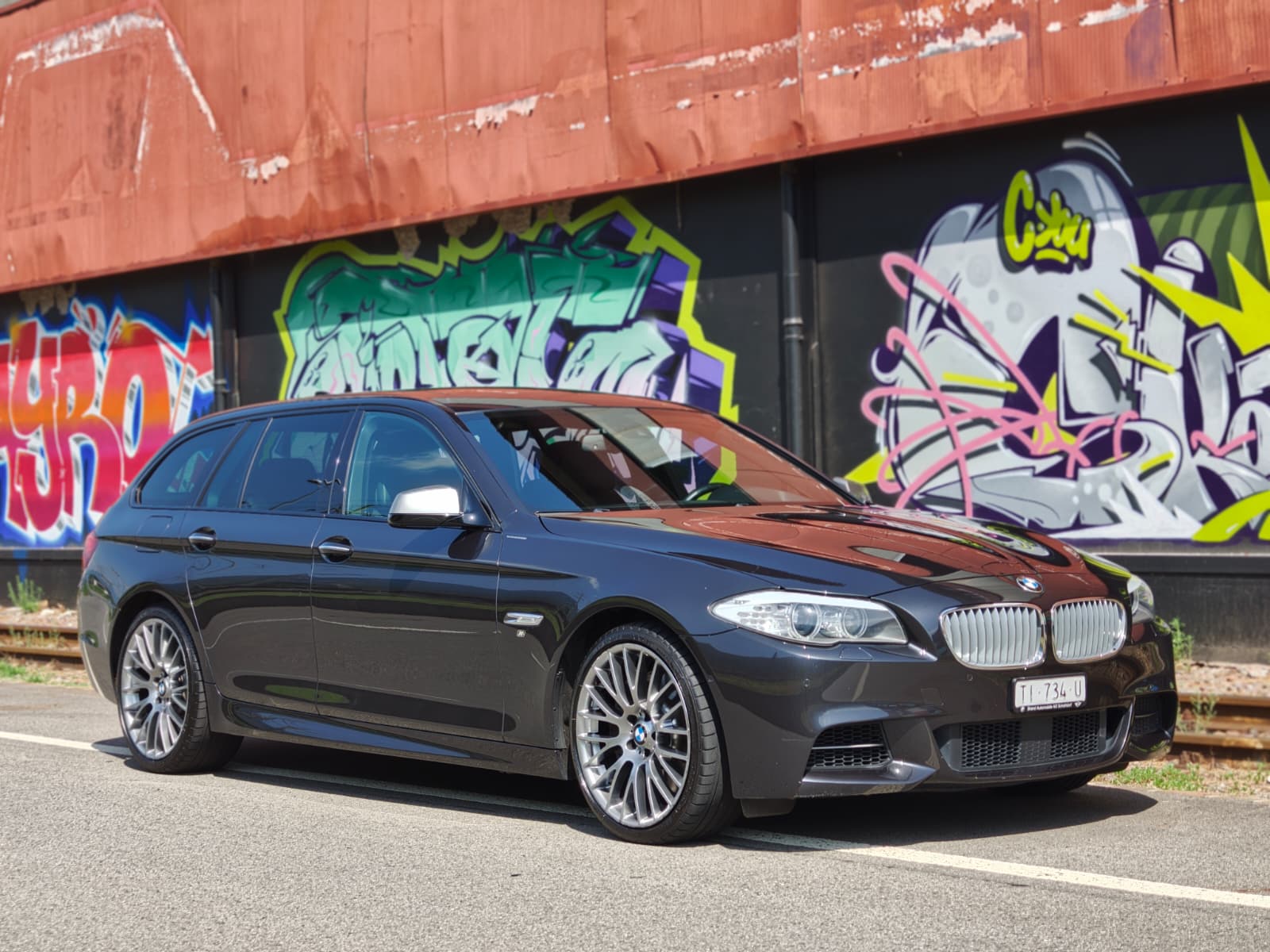 BMW M550d xDrive Touring Steptronic-image-4