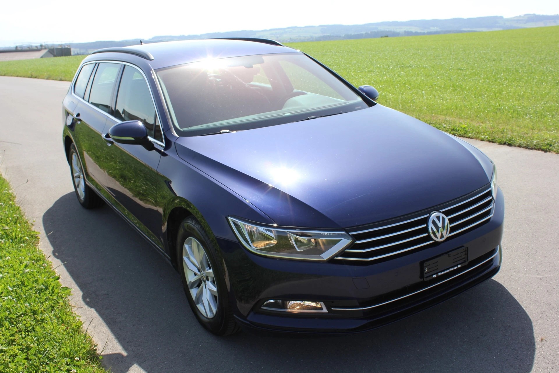 VW Passat Variant 2.0 TDI SCR BMT Sport DSG-image-1