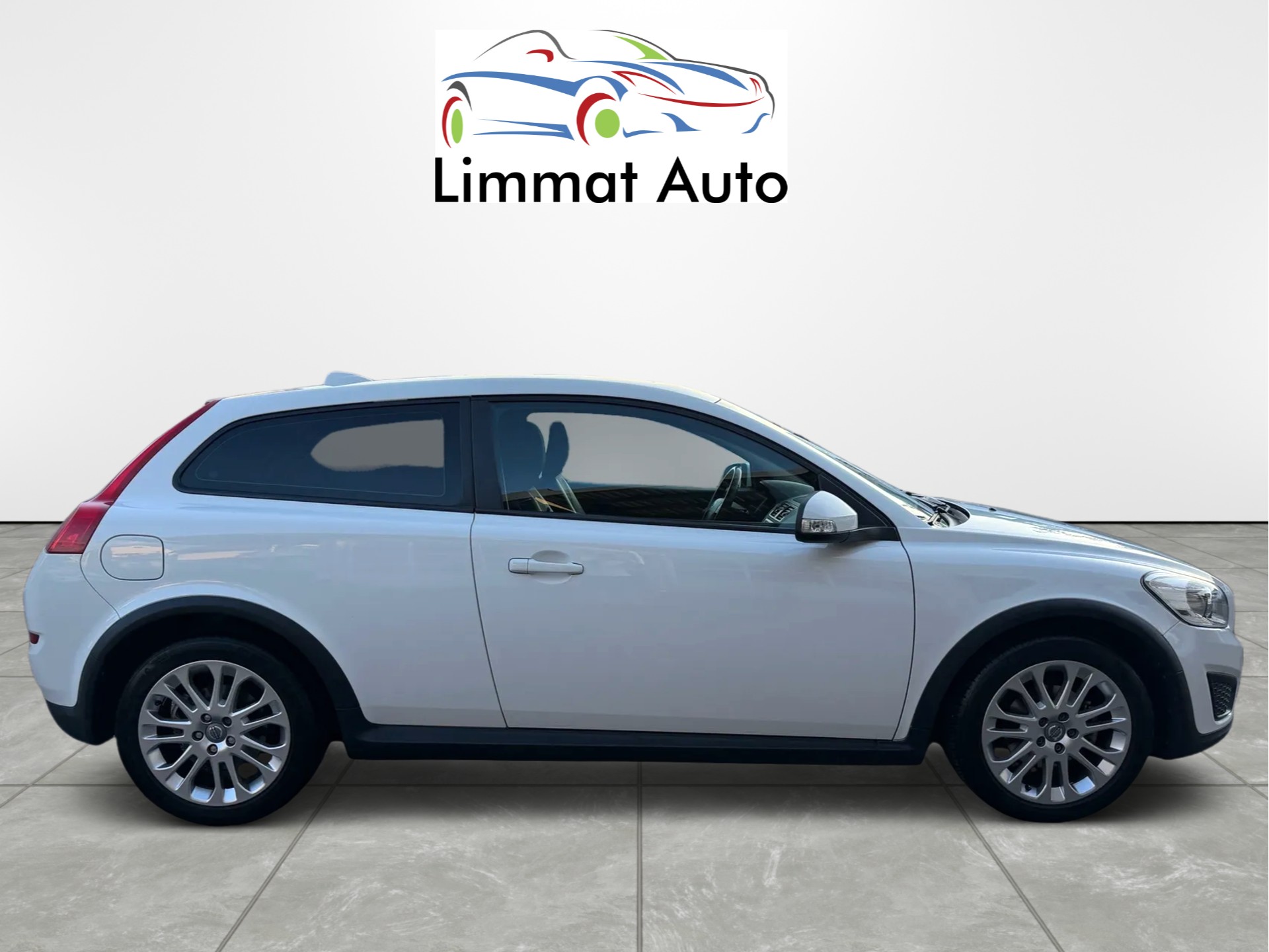 VOLVO C30 2.0-image-6