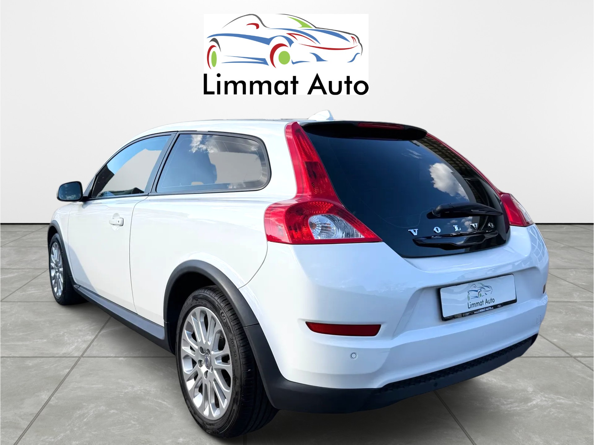 VOLVO C30 2.0-image-3