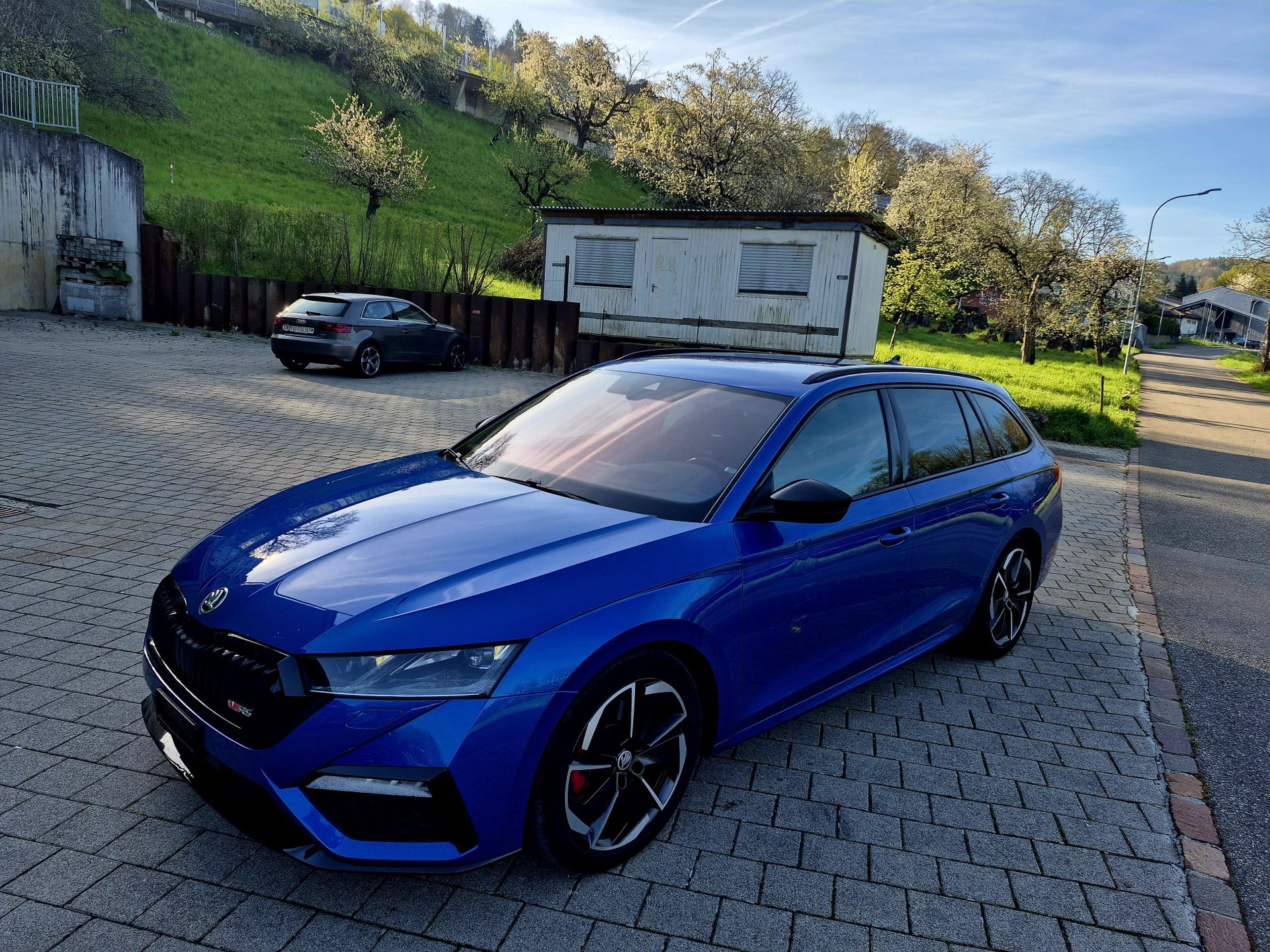 SKODA Octavia Combi 2.0 TDI DSG RS 4x4-image-0
