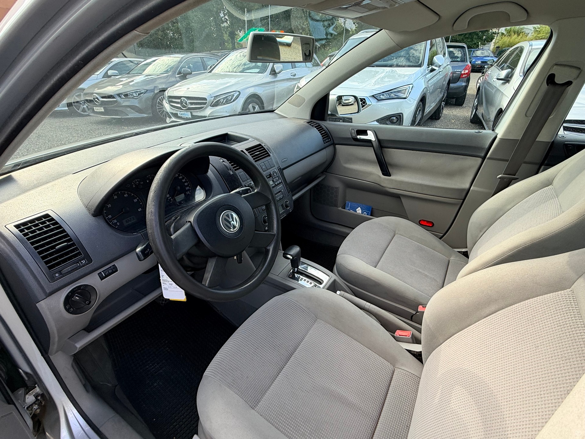 VW Polo 1.4 16V Comfortline-image-9