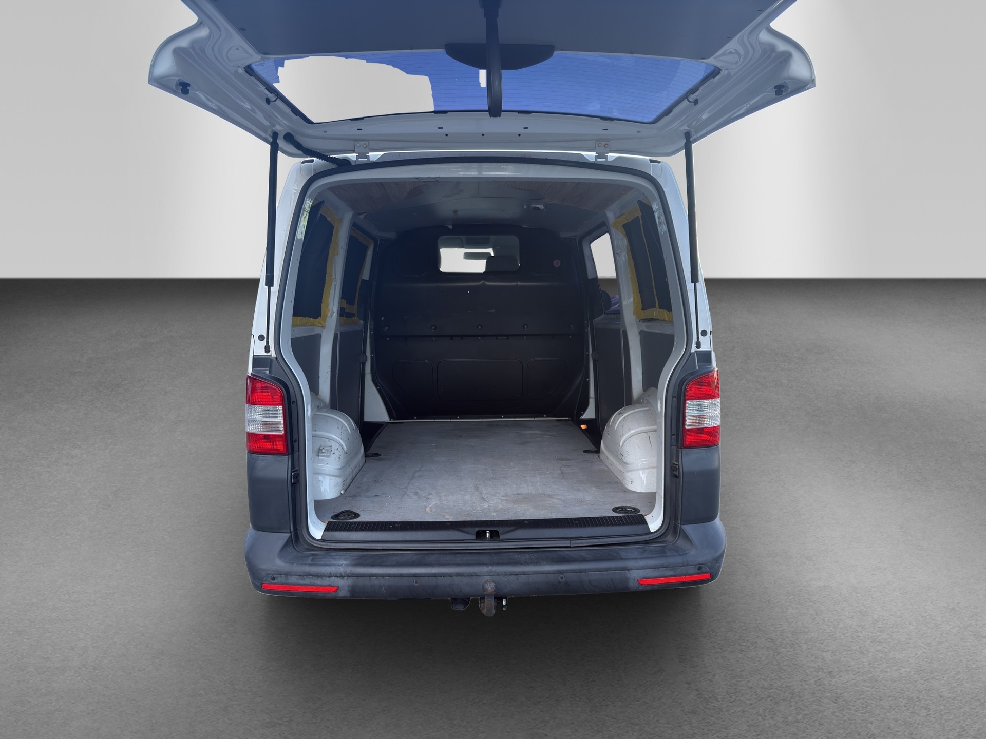 VW T5 2.0 TDI-image-14
