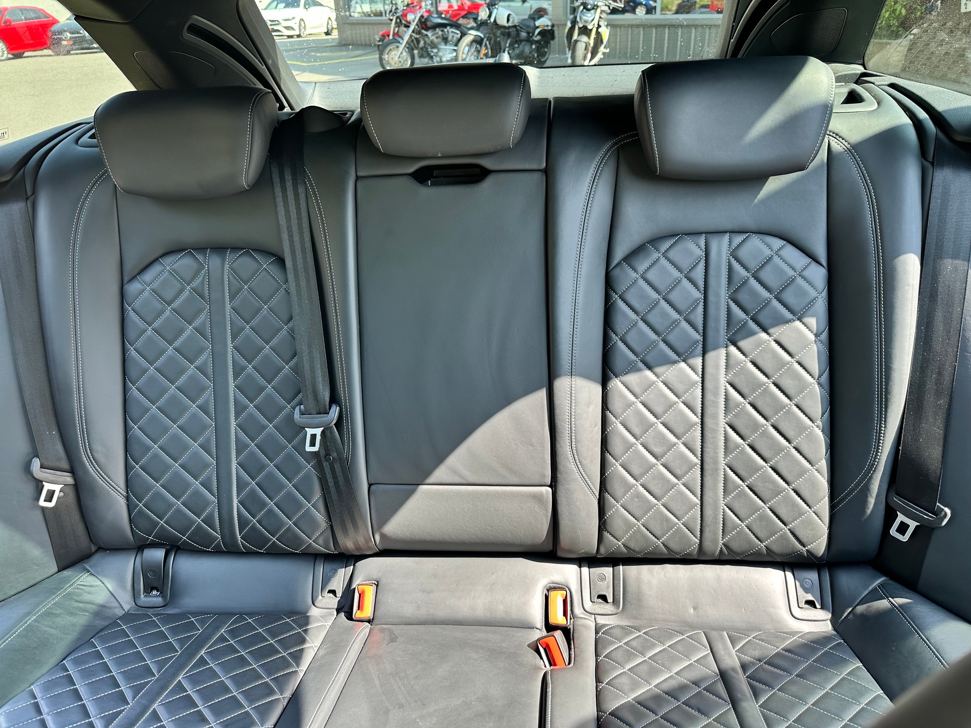 AUDI S4 Avant 3.0 TFSI quattro tiptronic-image-11