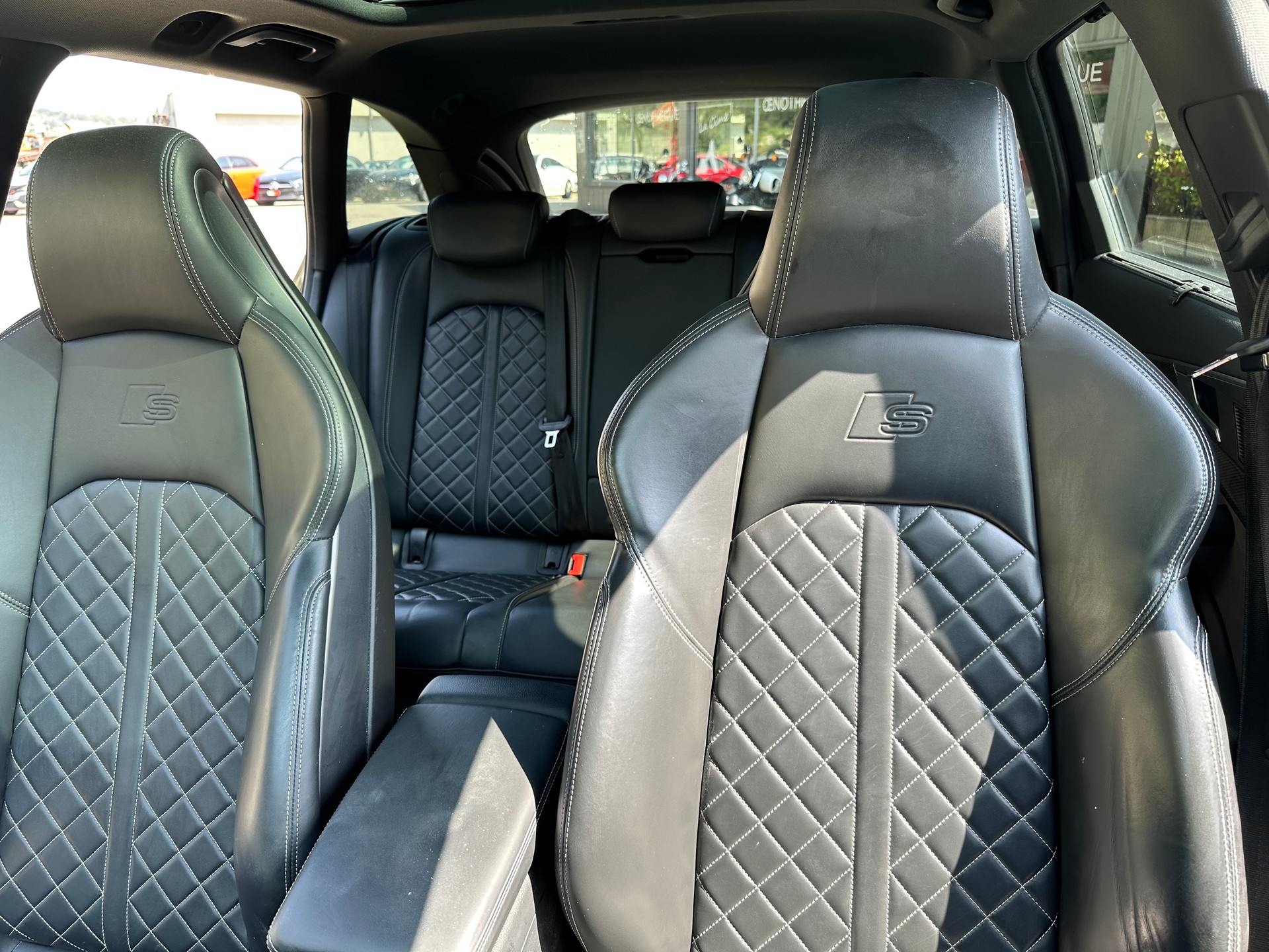 AUDI S4 Avant 3.0 TFSI quattro tiptronic-image-30