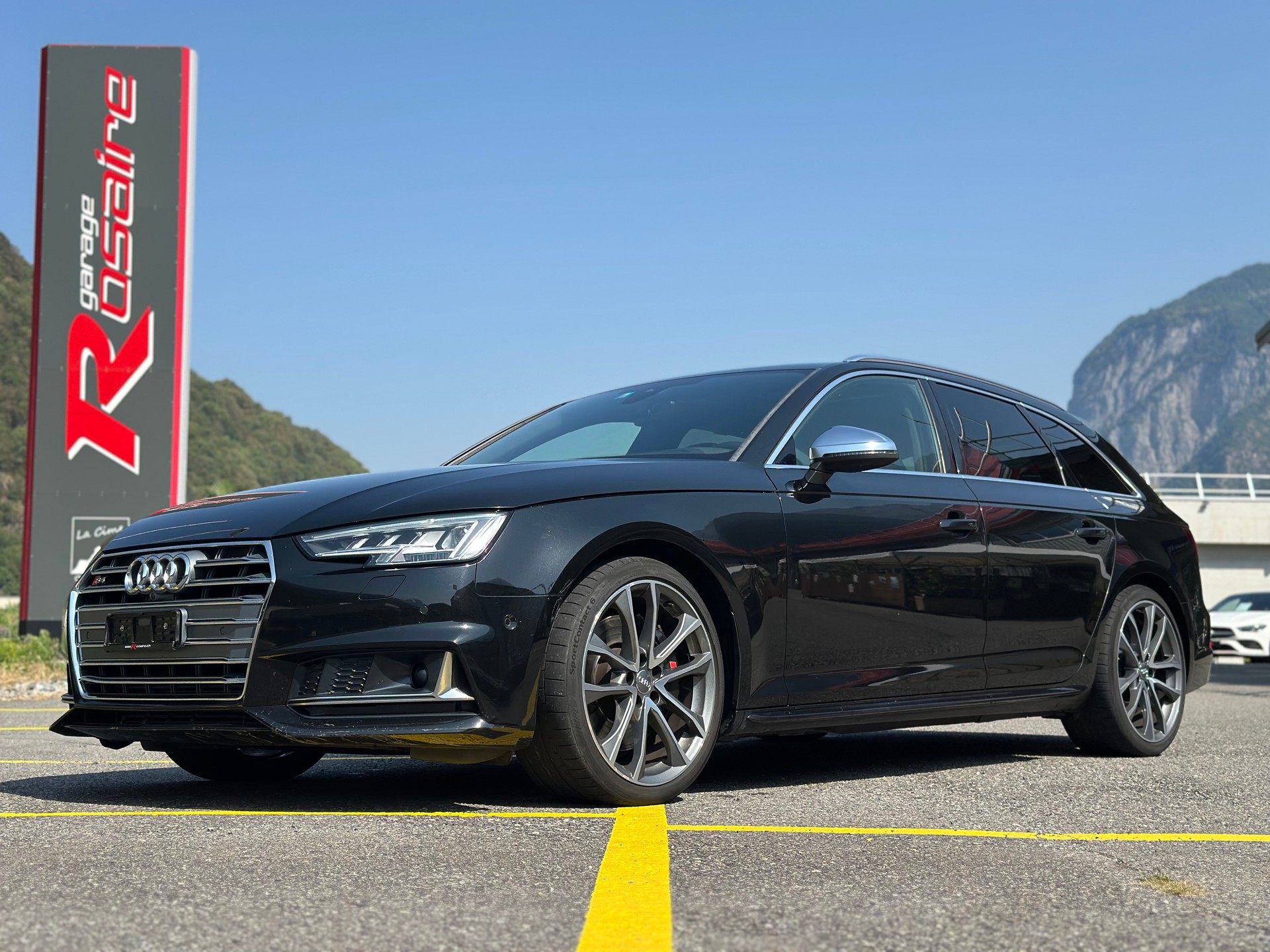 AUDI S4 Avant 3.0 TFSI quattro tiptronic-image-0
