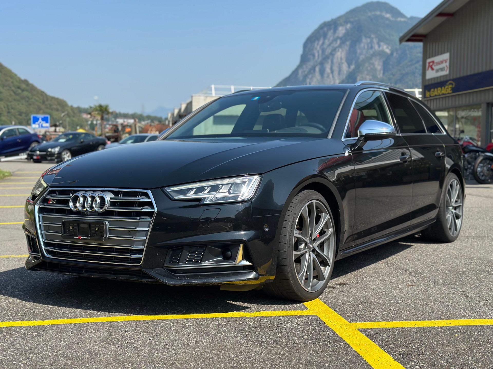 AUDI S4 Avant 3.0 TFSI quattro tiptronic-image-2