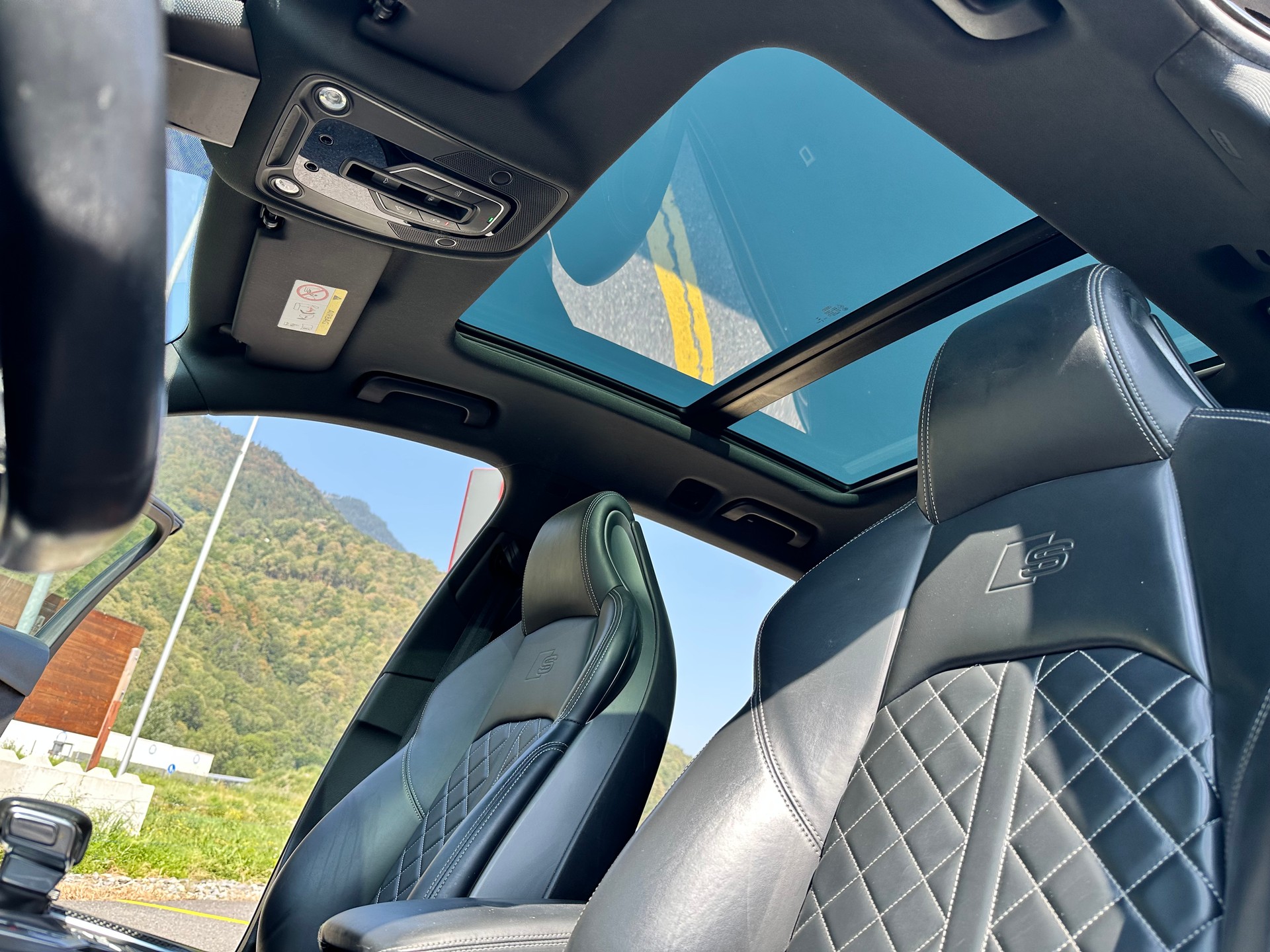 AUDI S4 Avant 3.0 TFSI quattro tiptronic-image-25