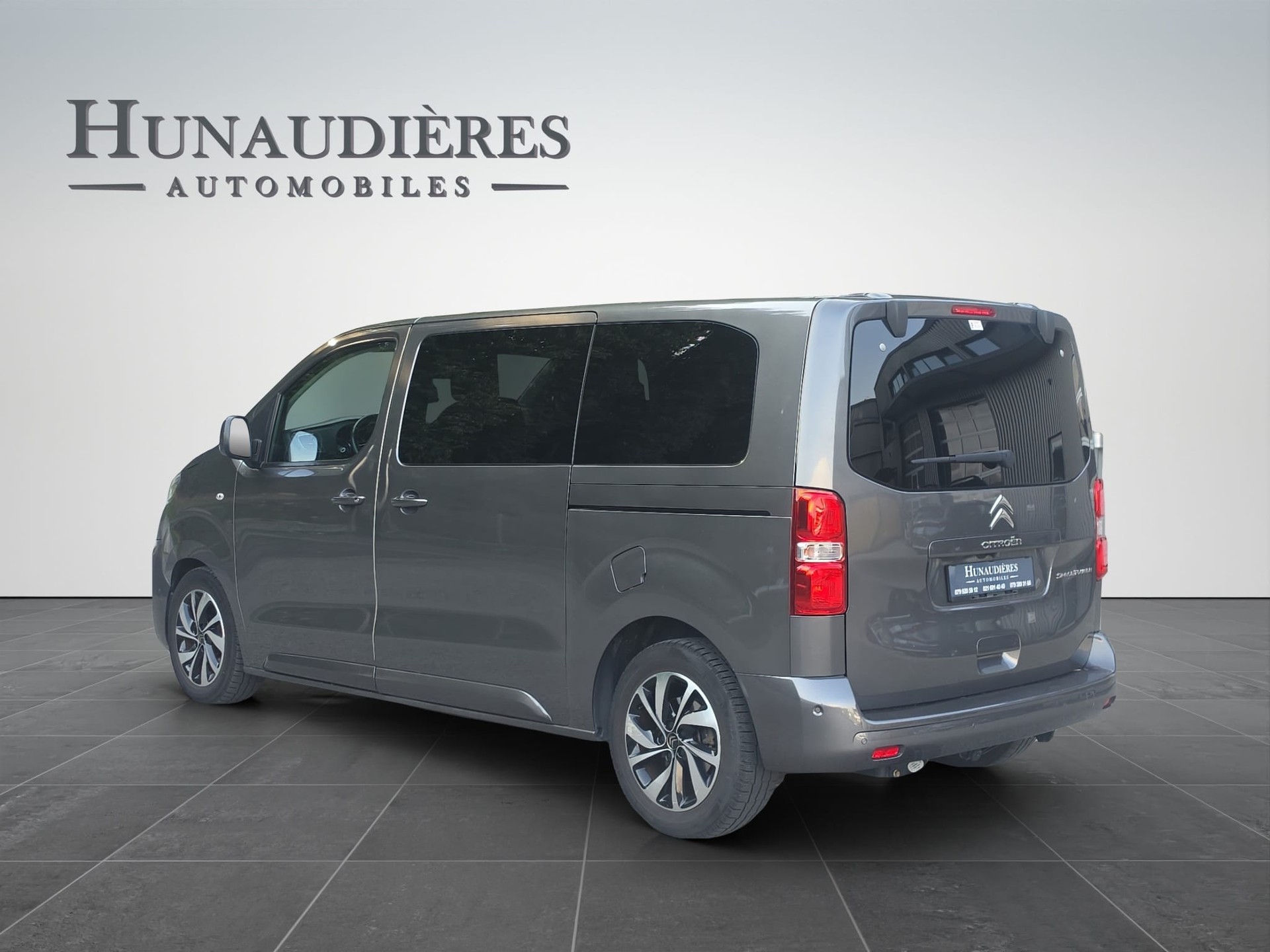 CITROEN Spacetourer 2.0 BlueHDi Shine M EAT-image-2