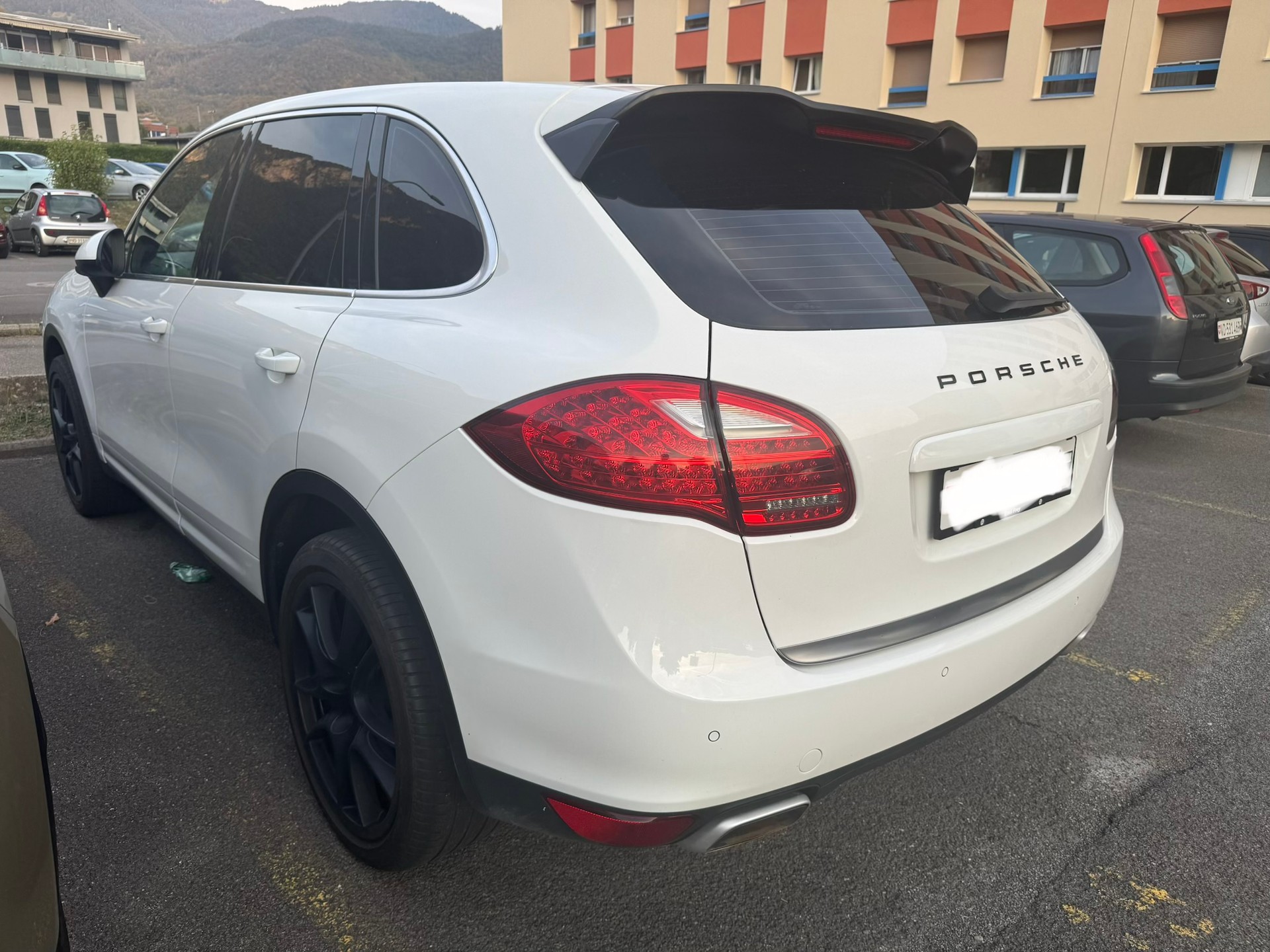 PORSCHE 3.0 V6 TDI TipT-image-2