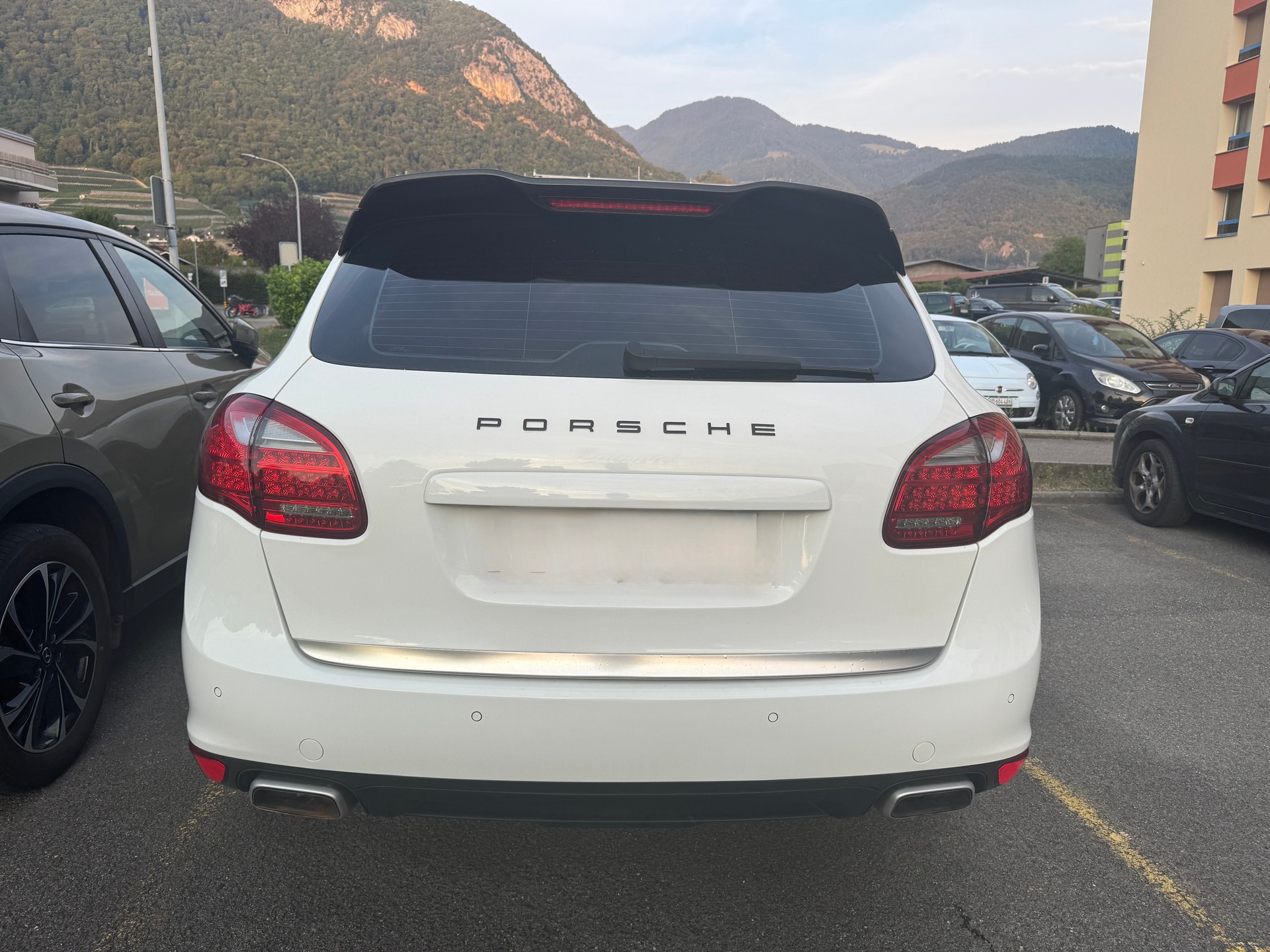 PORSCHE 3.0 V6 TDI TipT-image-1