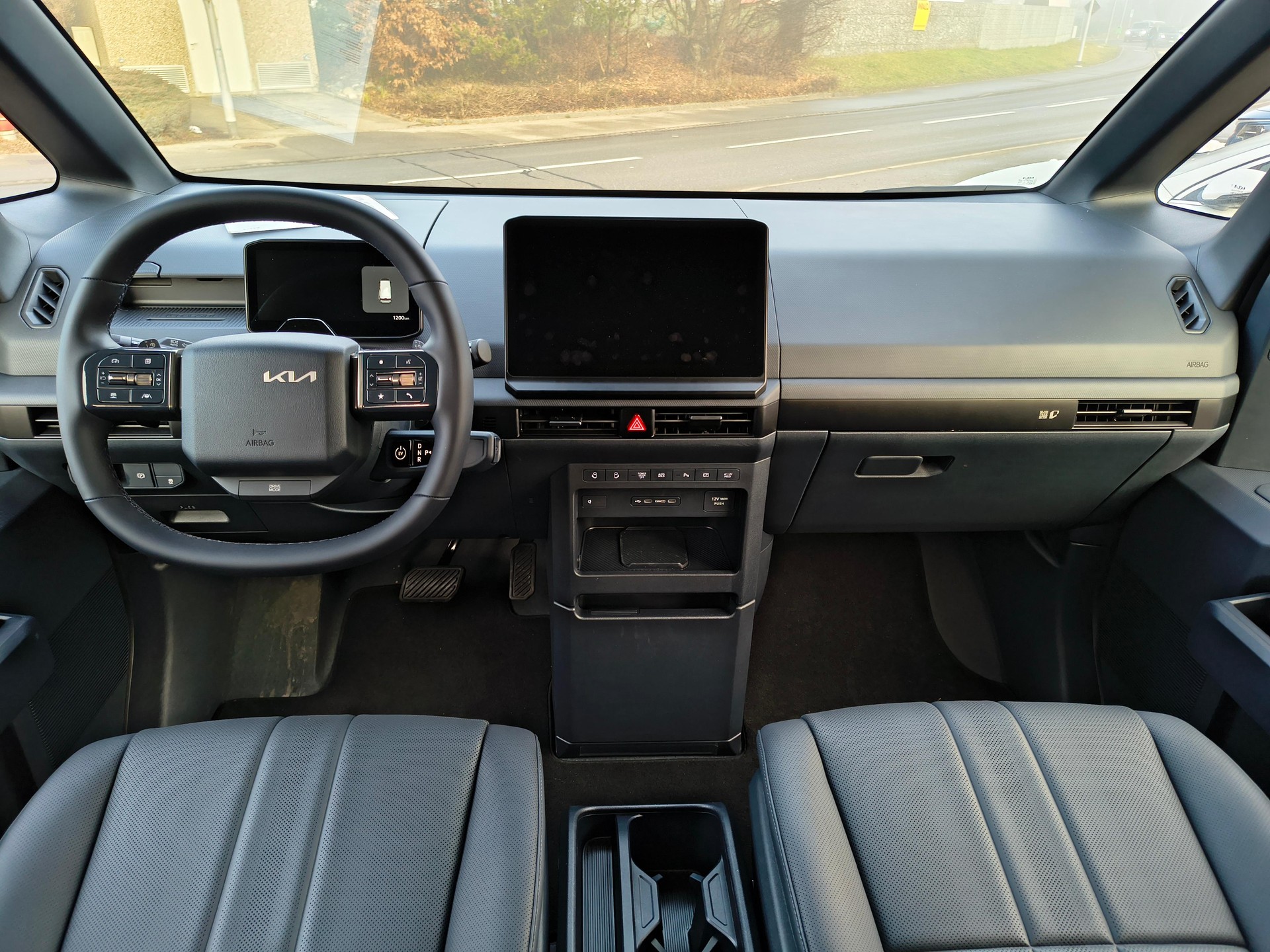 KIA PV5 Passenger 71.2 kWh Elite-image-4