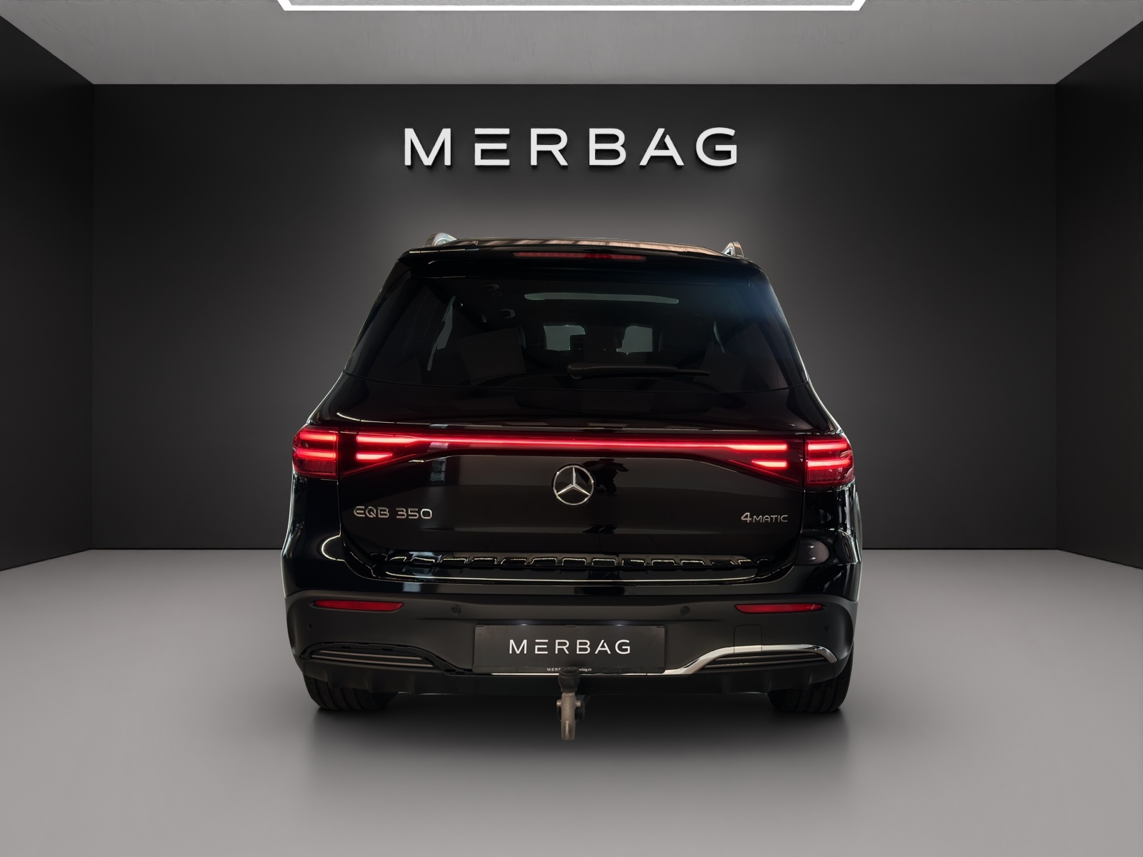 MERCEDES-BENZ EQB 350 AMG Line 4Matic-image-4