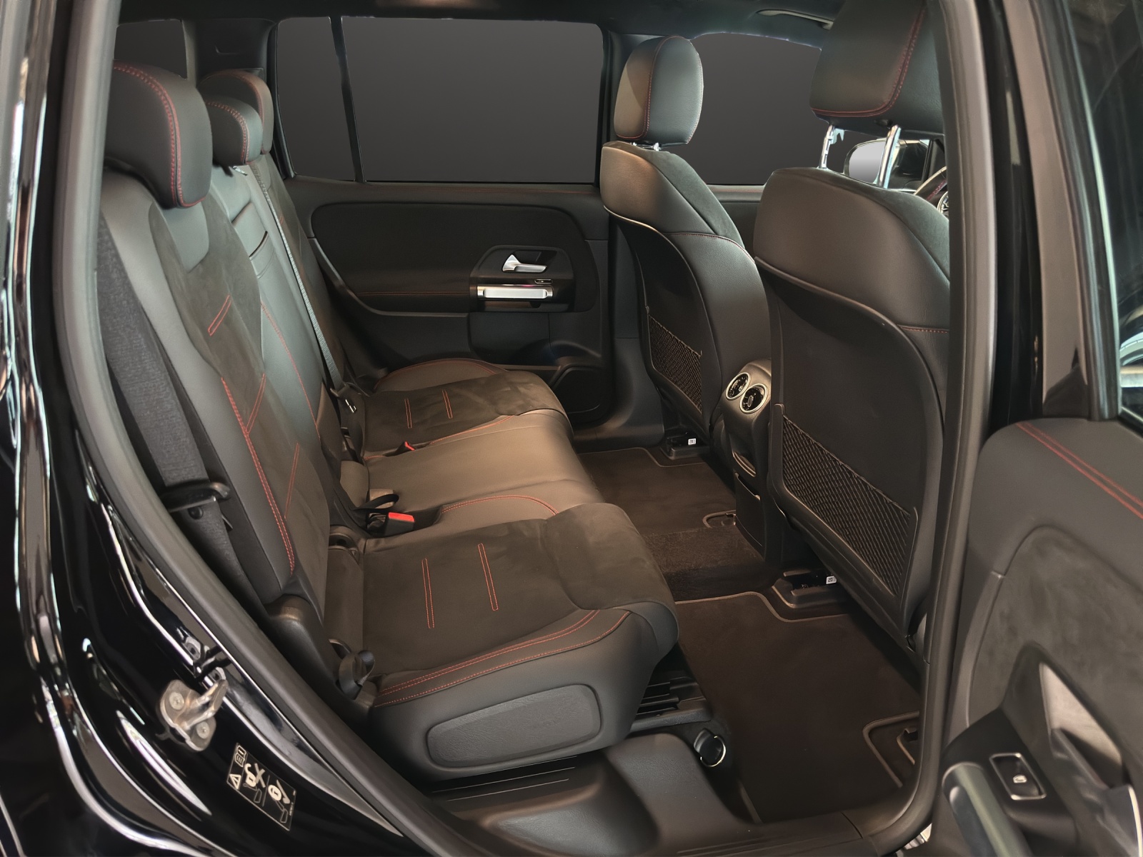 MERCEDES-BENZ EQB 350 AMG Line 4Matic-image-11