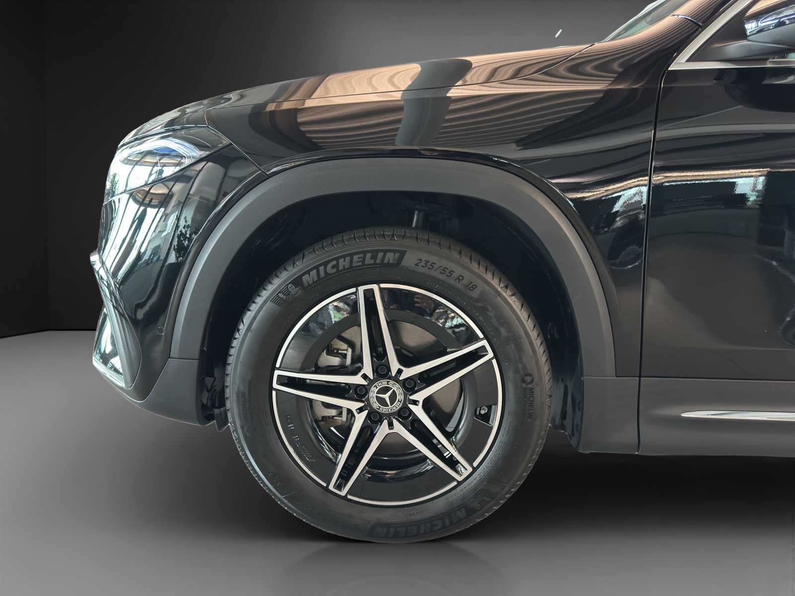 MERCEDES-BENZ EQB 350 AMG Line 4Matic-image-7
