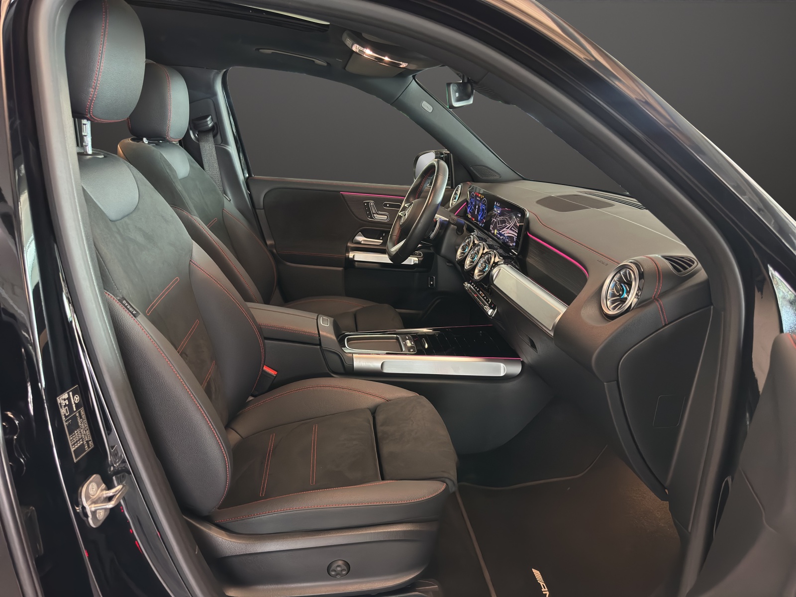 MERCEDES-BENZ EQB 350 AMG Line 4Matic-image-10