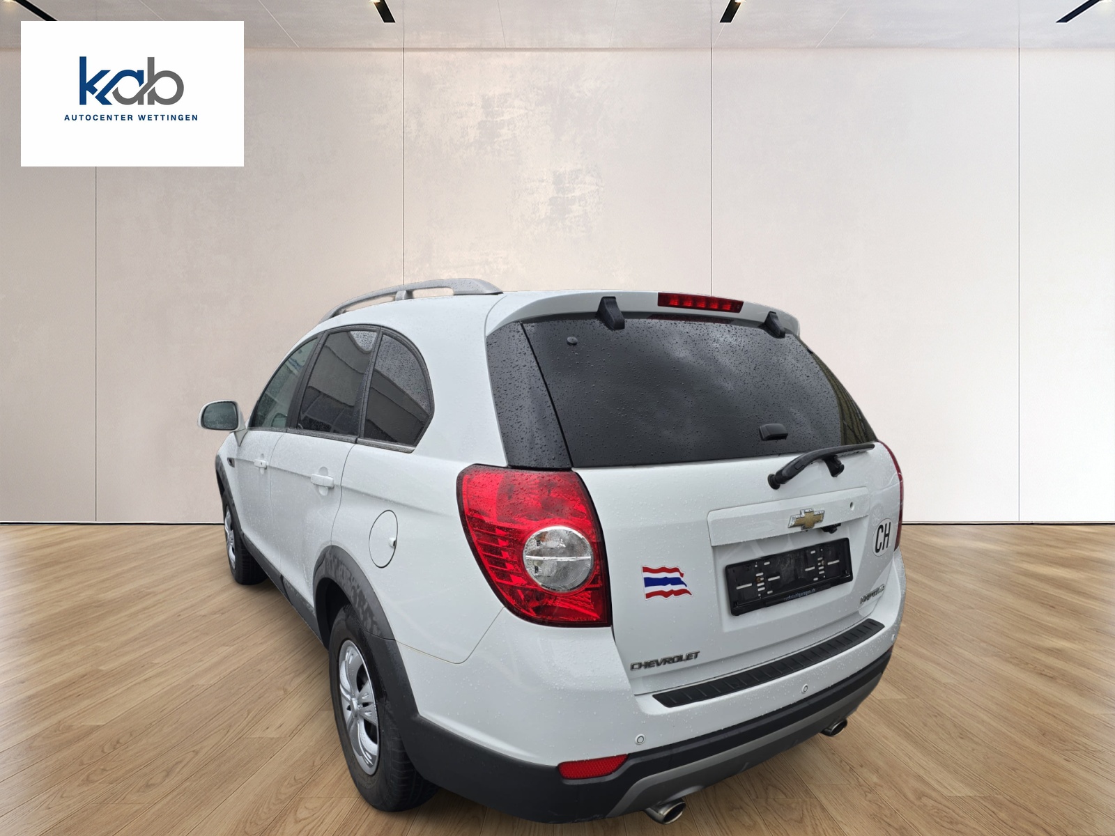 CHEVROLET Captiva 2.4 100 Anniversary 4WD Automatic-image-3