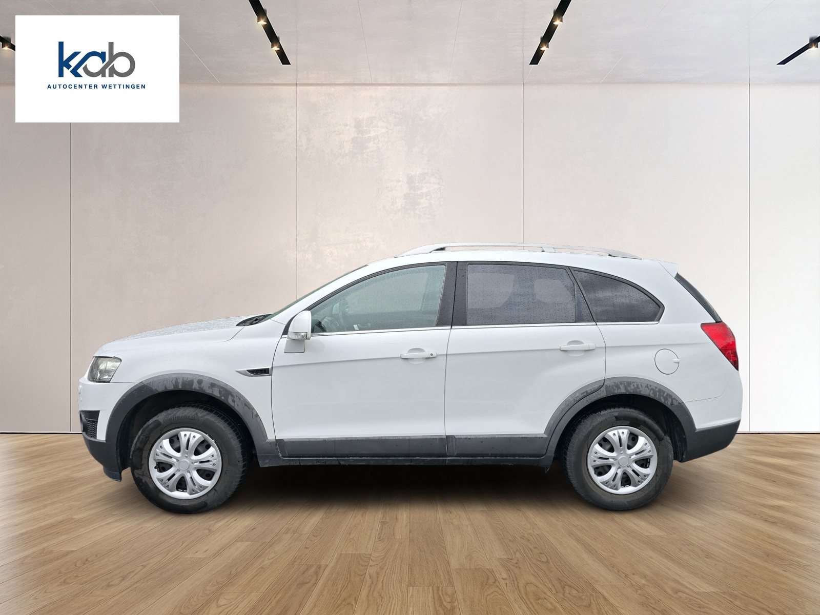 CHEVROLET Captiva 2.4 100 Anniversary 4WD Automatic-image-6