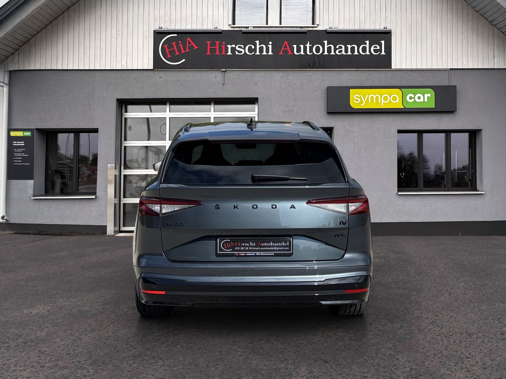 SKODA Enyaq iV 80x SportLine-image-8