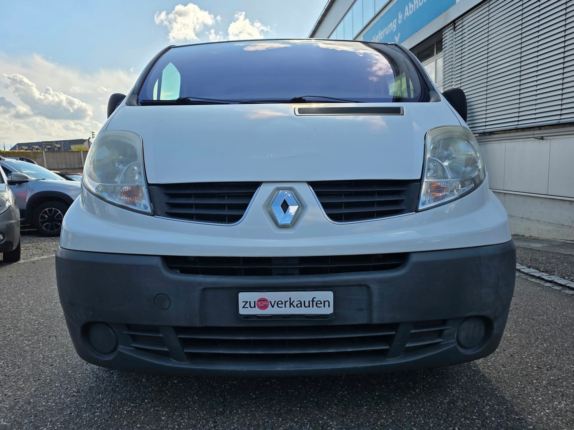 RENAULT Trafic 2.0 dCi 115 2.9t L2H1-image-1