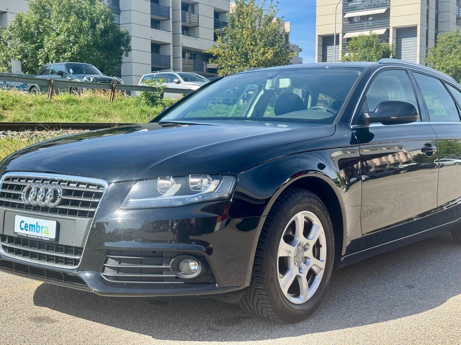 AUDI A4 Avant 1.8 TFSI-showroom-element-3