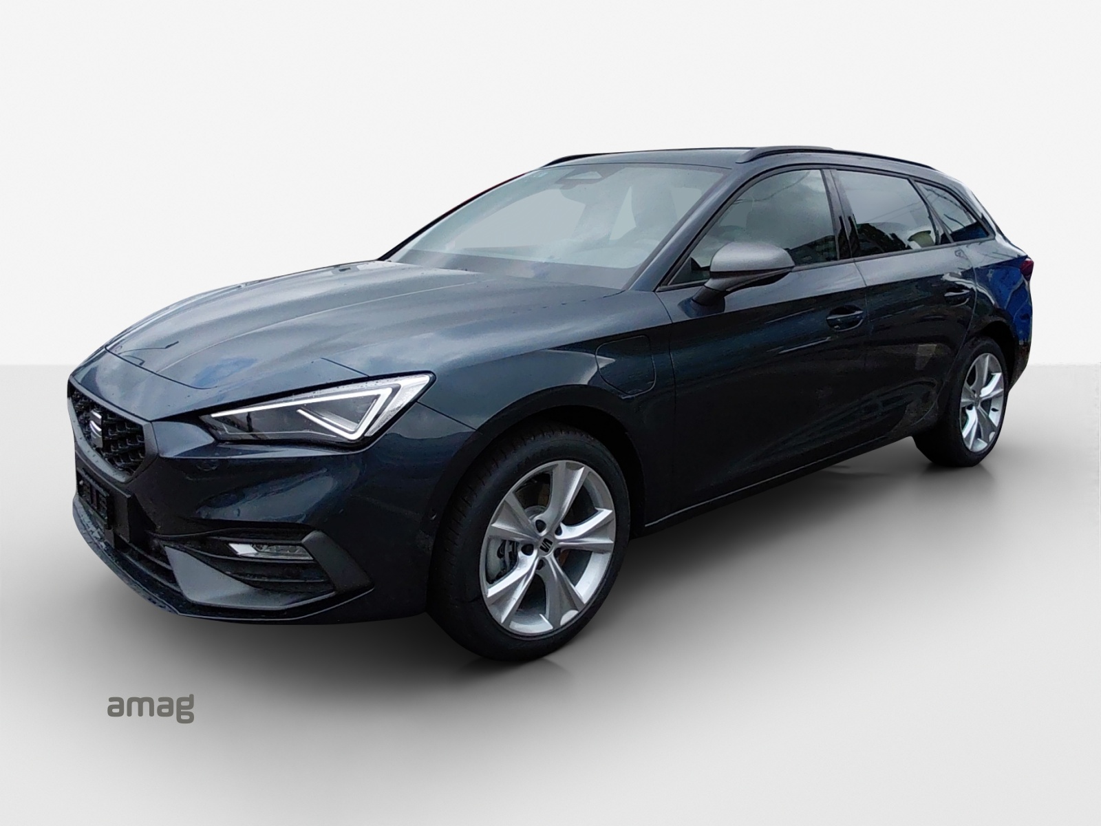 SEAT Leon ST 1.5 eHybrid pHEV DSG FR-image-0