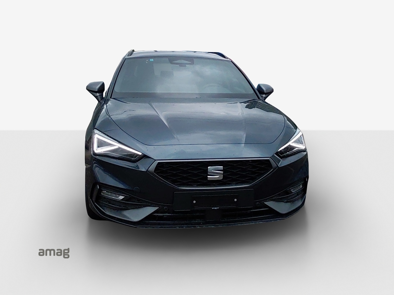 SEAT Leon ST 1.5 eHybrid pHEV DSG FR-image-6