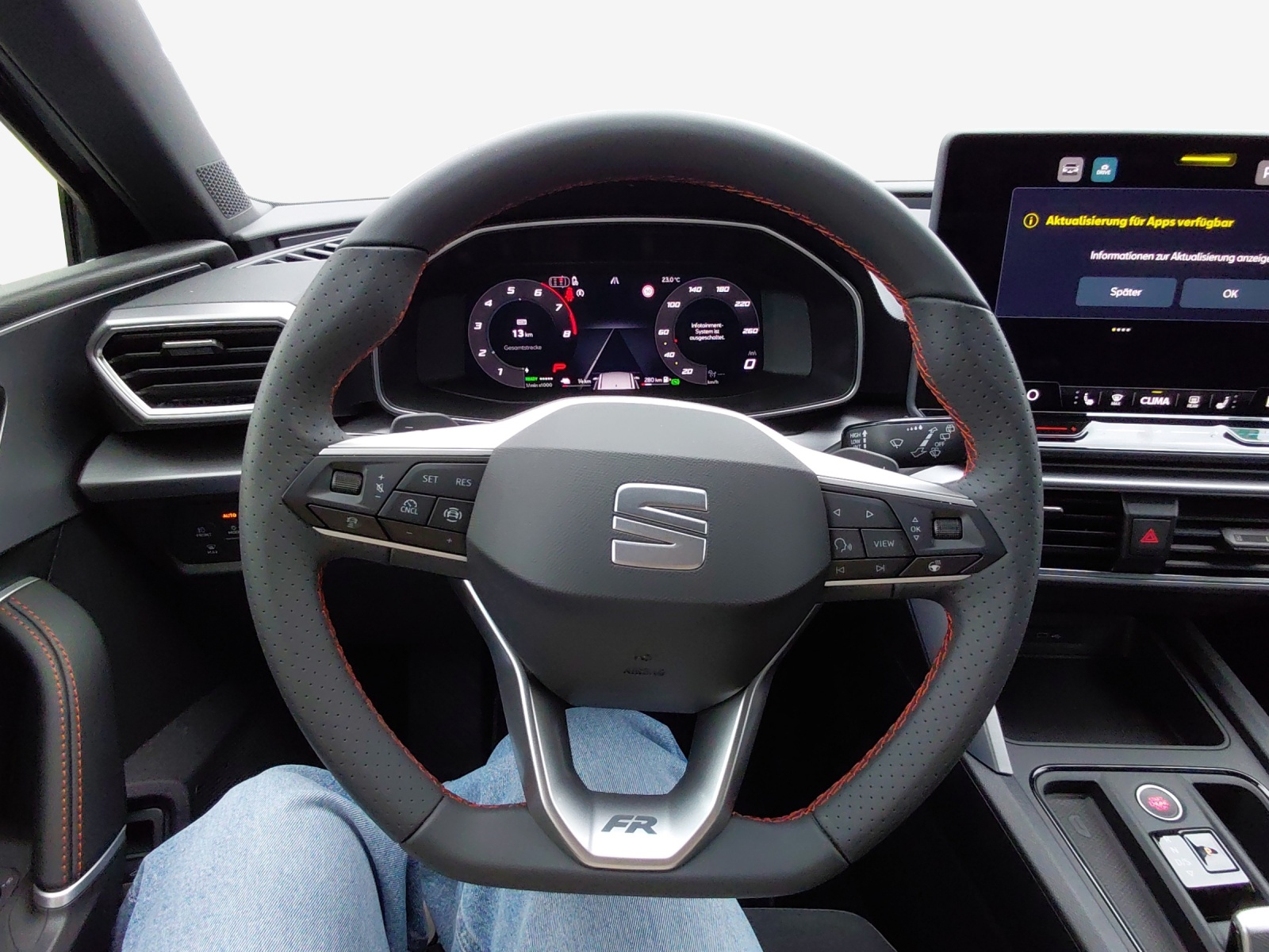 SEAT Leon ST 1.5 eHybrid pHEV DSG FR-image-9
