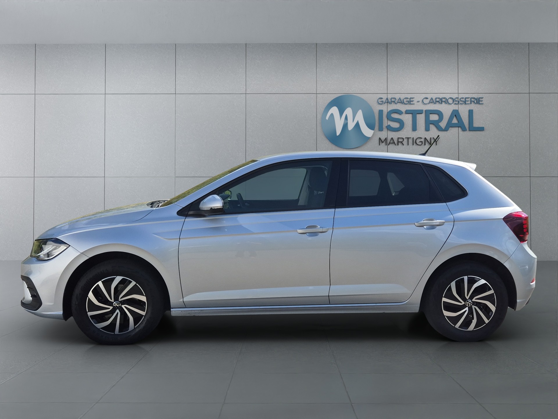 VW Polo 1.0 TSI 110 Life DSG-image-1