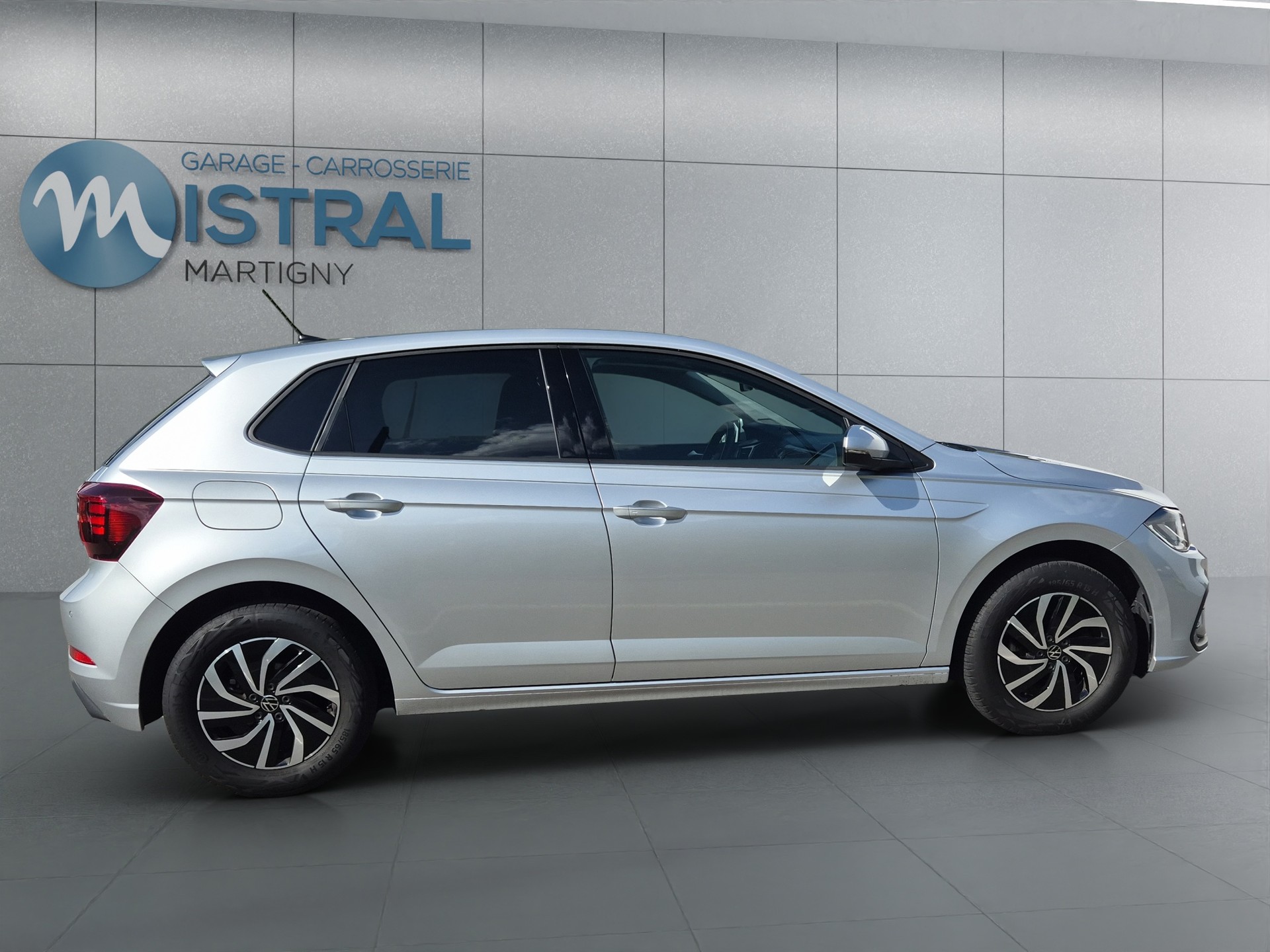 VW Polo 1.0 TSI 110 Life DSG-image-5