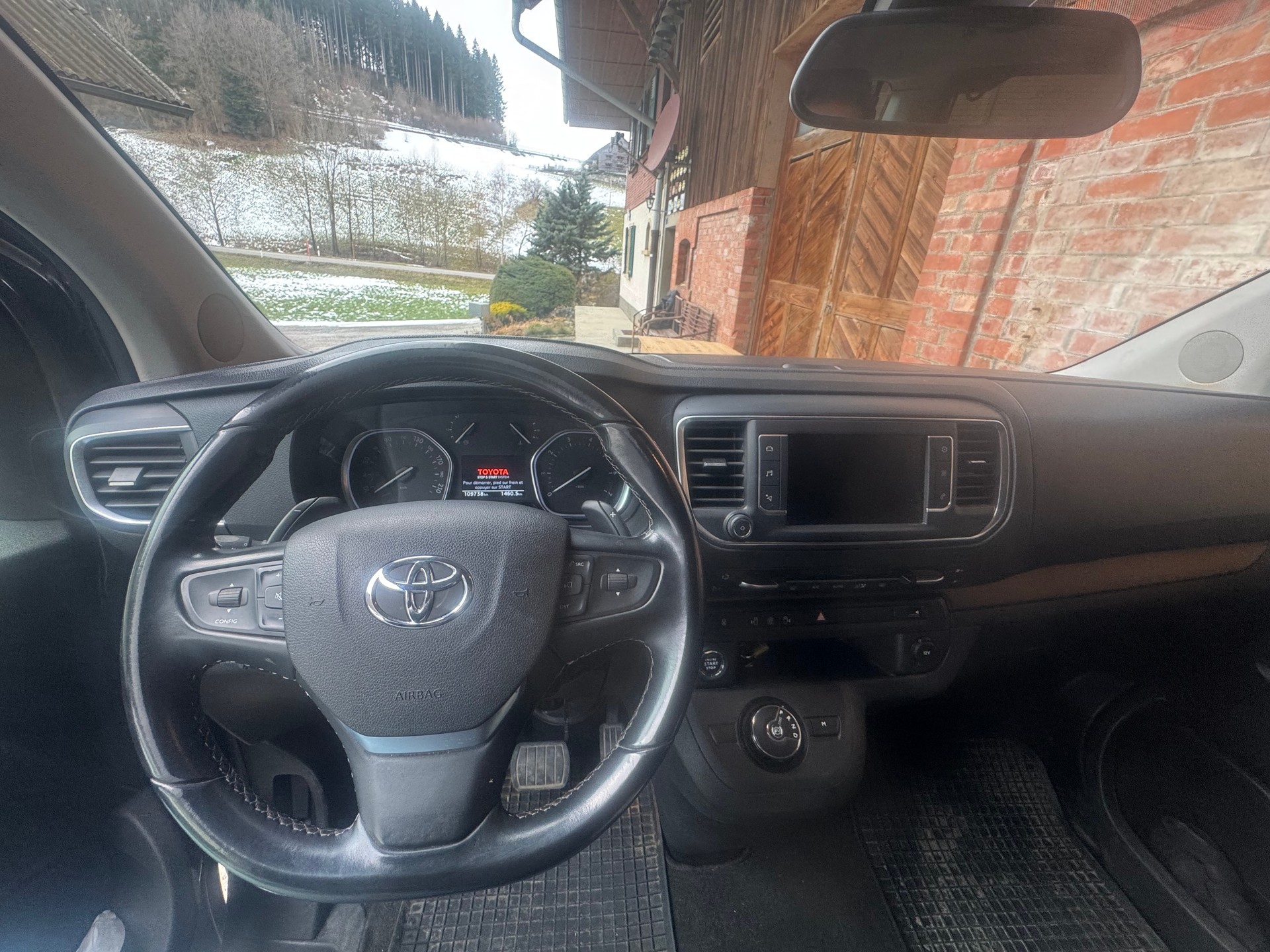 TOYOTA Proace Verso 2.0 D L2-image-1
